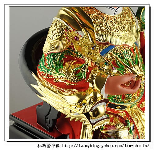 神像-一尺六梢楠木-龍鳳袍媽祖(特殊奏板如意體)