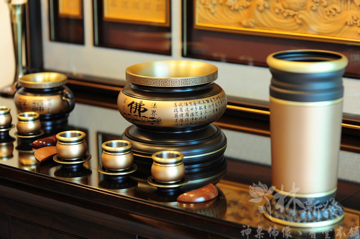 林新發神桌-黑紫檀直腳禪風-(雕刻聯、手繪聯)-017.JPG 林新發神桌-黑紫檀直腳禪風-(雕刻聯、手繪聯)-017.JPG