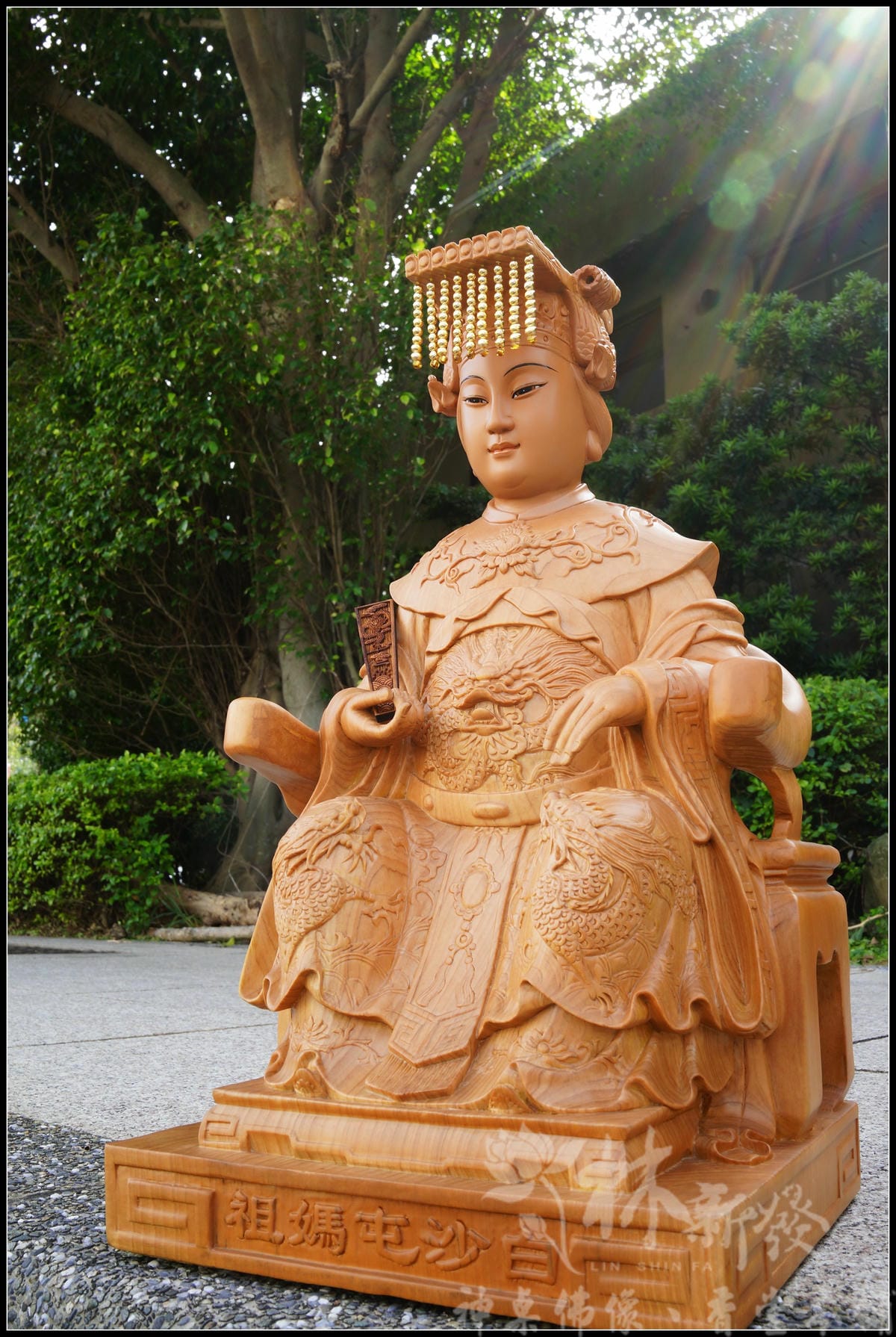 白沙屯媽祖娘娘.台灣檜木精雕-004.JPG 白沙屯媽祖娘娘.台灣檜木精雕-004.JPG