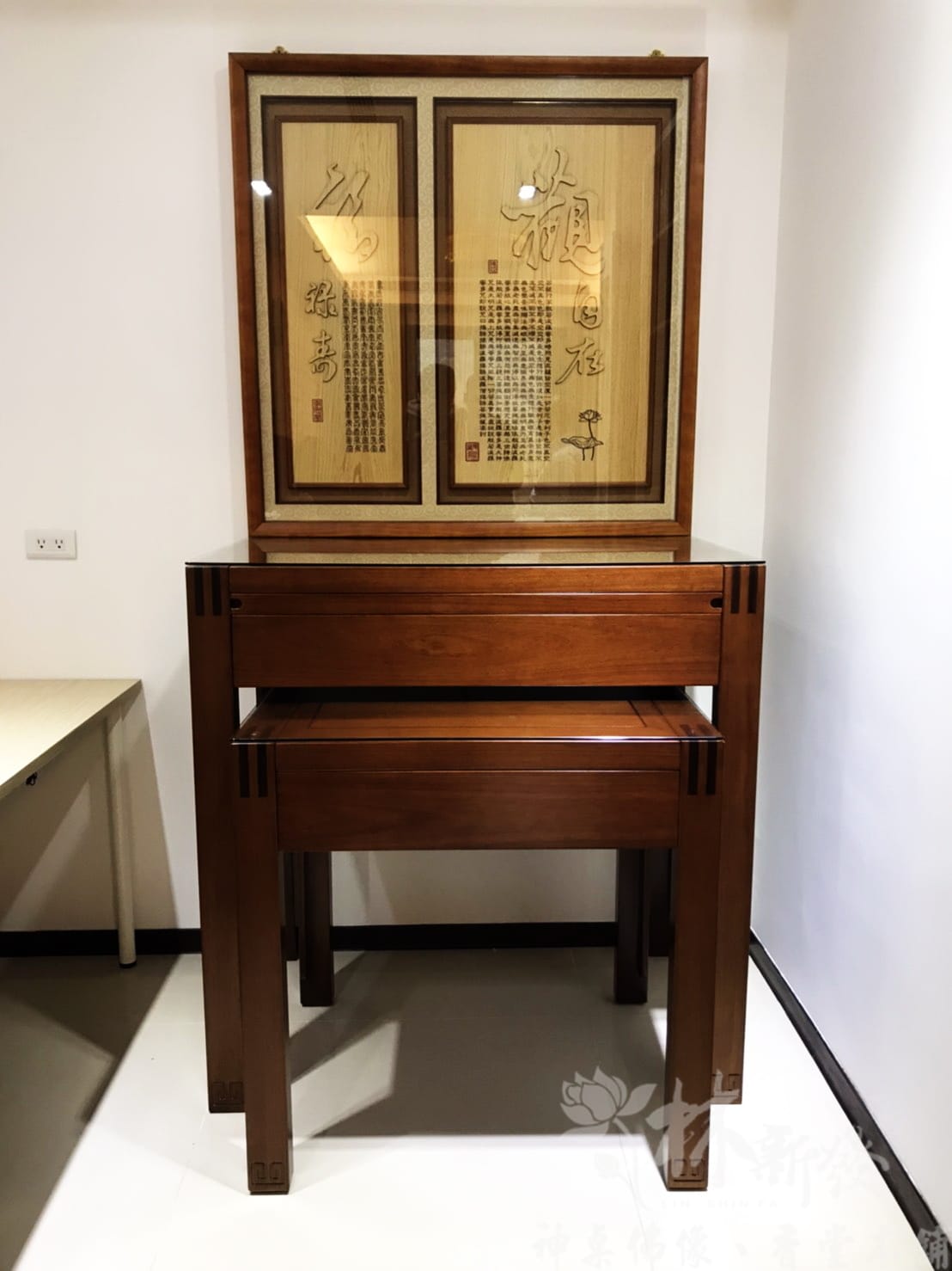 三尺六跟4尺二的新款黃金檀入黑檀神桌-002.jpg 三尺六跟4尺二的新款黃金檀入黑檀神桌-002.jpg