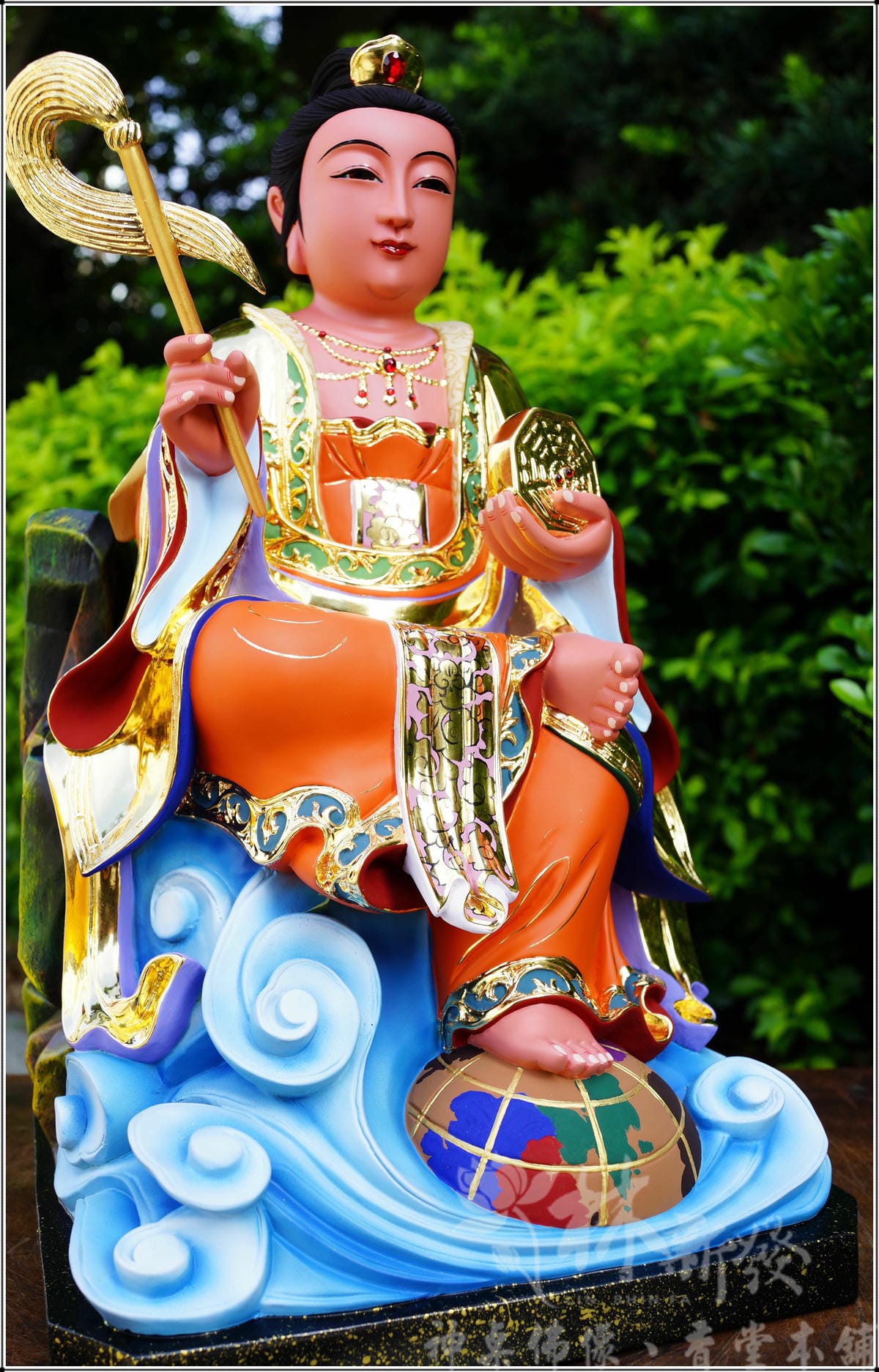 新發神藝-地母娘娘(自在體．橘袍/原色/金身創作)