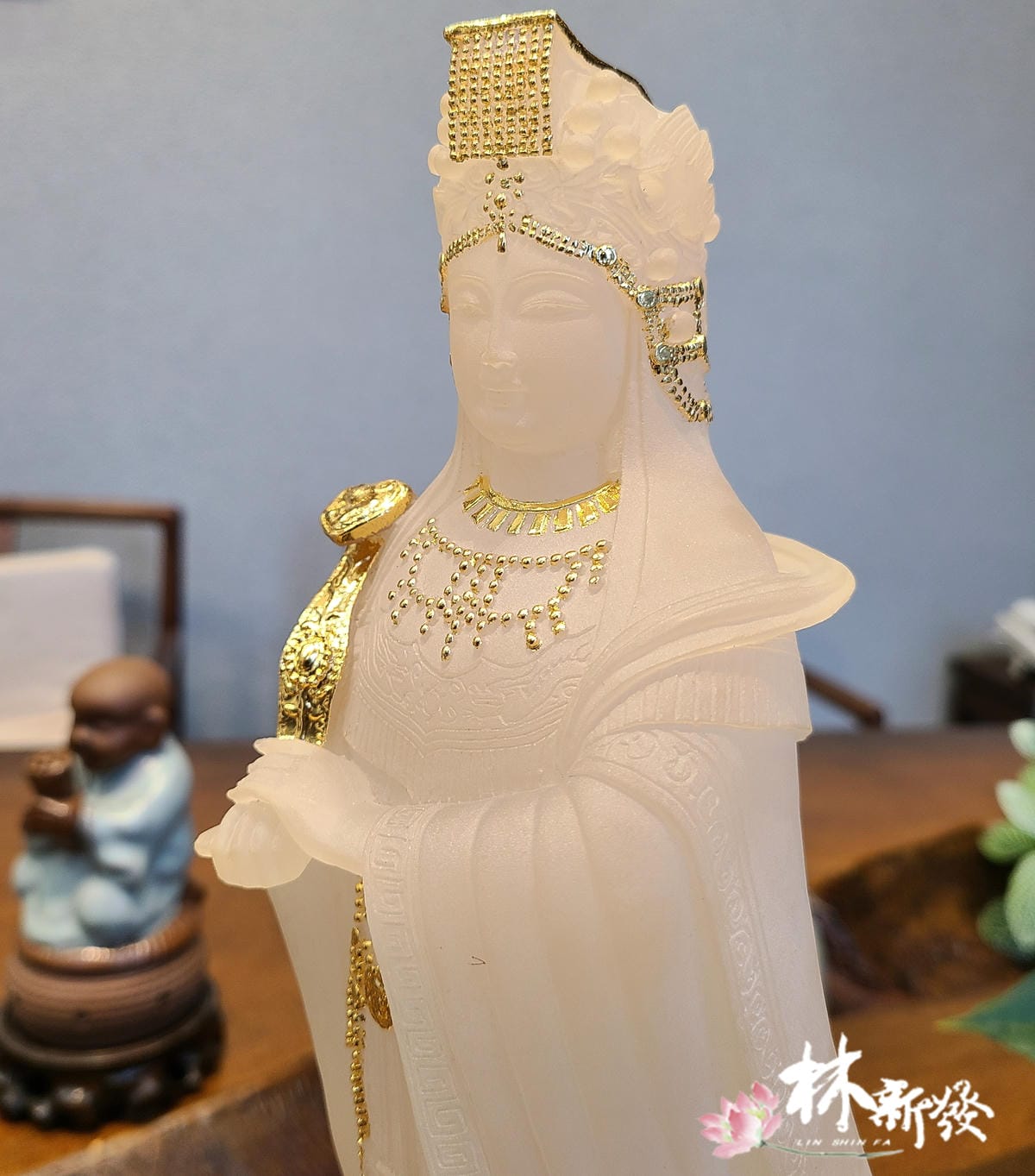 新發神藝-白玉湄洲媽祖.德化白瓷朝天媽祖 新發神藝-白玉湄洲媽祖.德化白瓷朝天媽祖