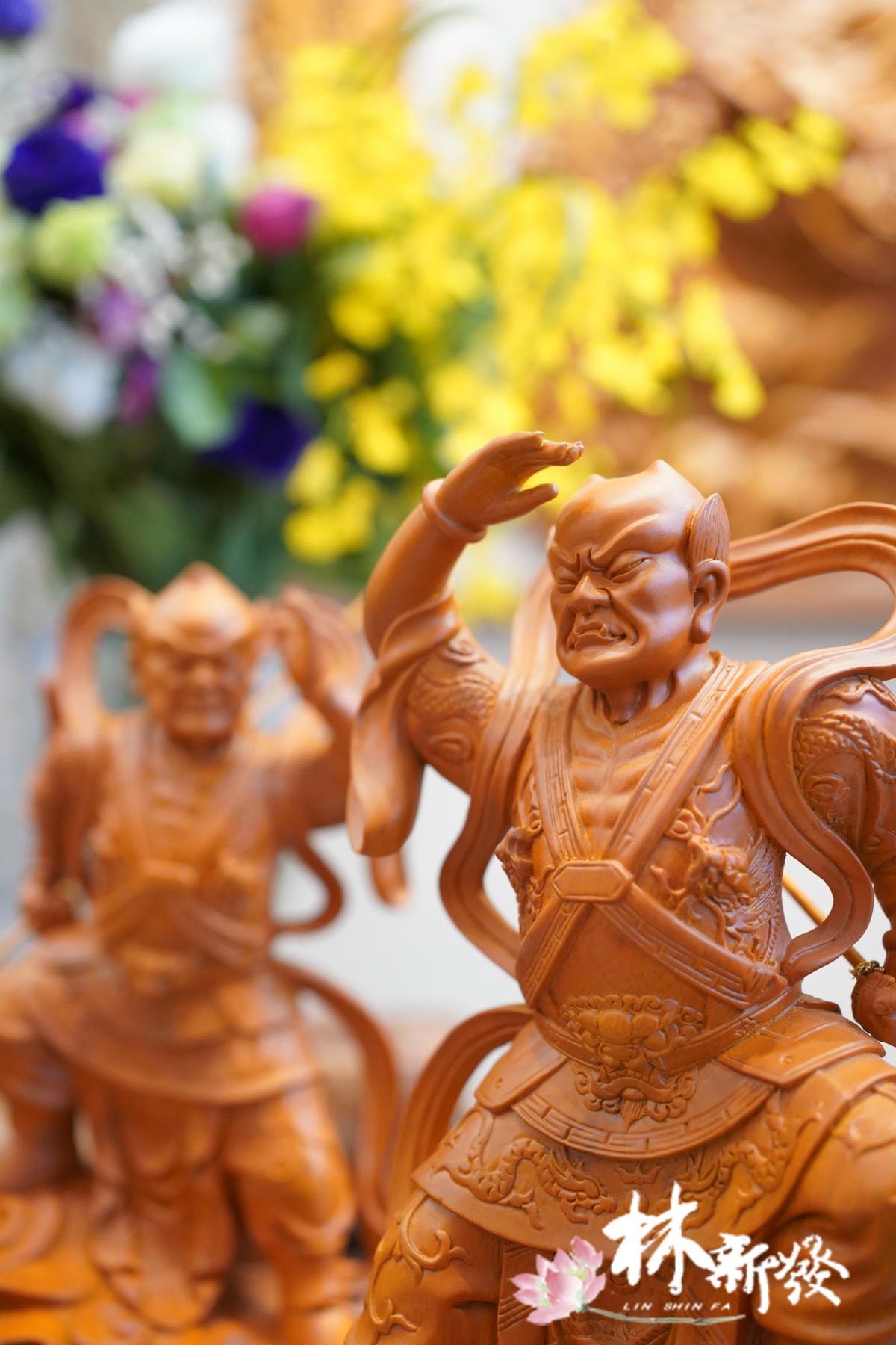 新發神藝-千順護法(八吋八手工戰神體) 新發神藝-千順護法(八吋八手工戰神體)
