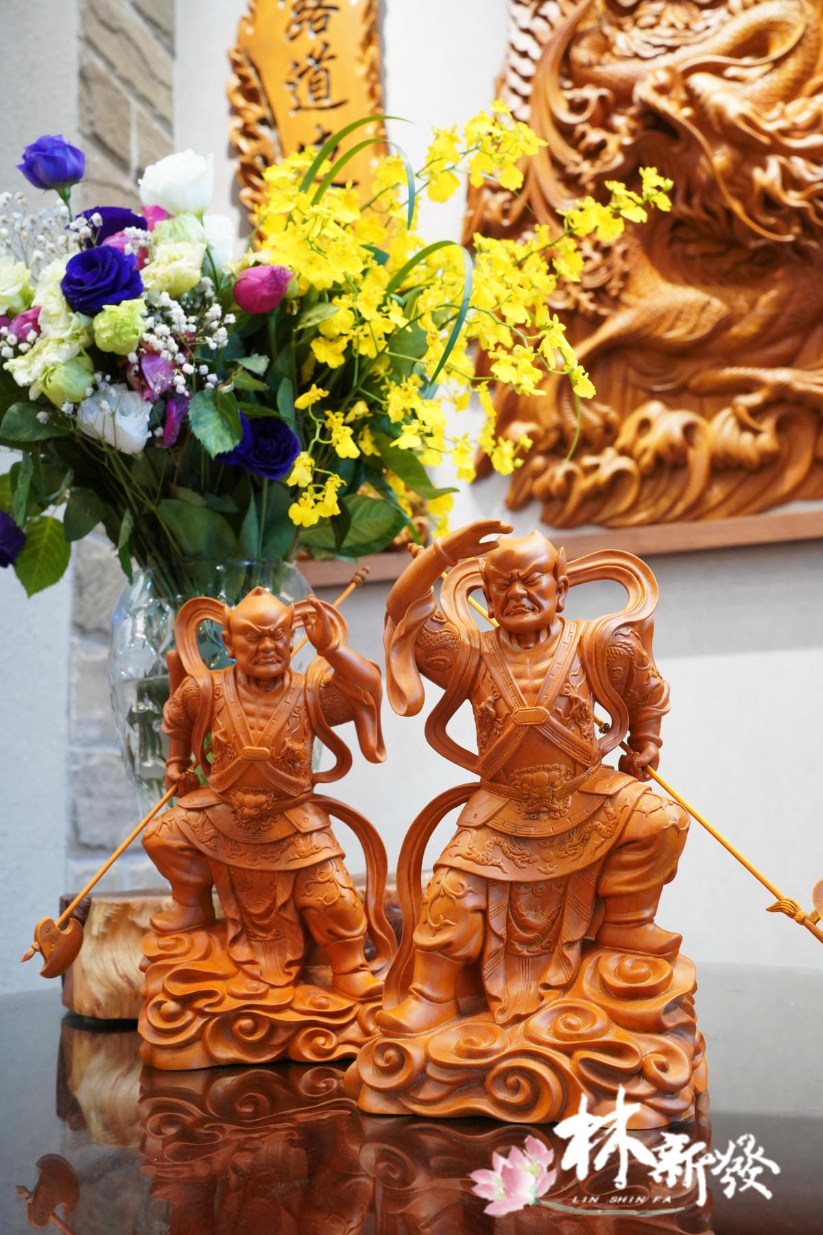 新發神藝-千順護法(八吋八手工戰神體) 新發神藝-千順護法(八吋八手工戰神體)