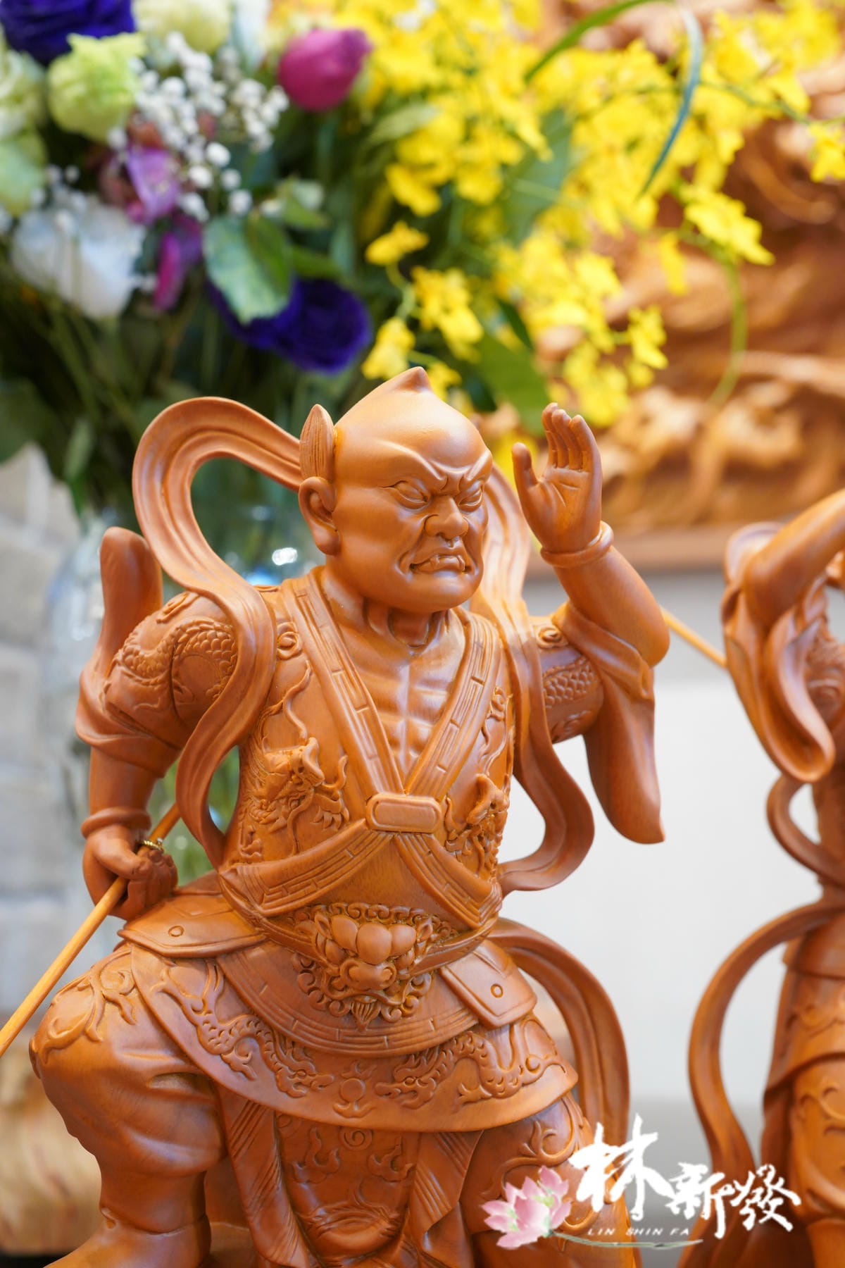 新發神藝-千順護法(八吋八手工戰神體) 新發神藝-千順護法(八吋八手工戰神體)