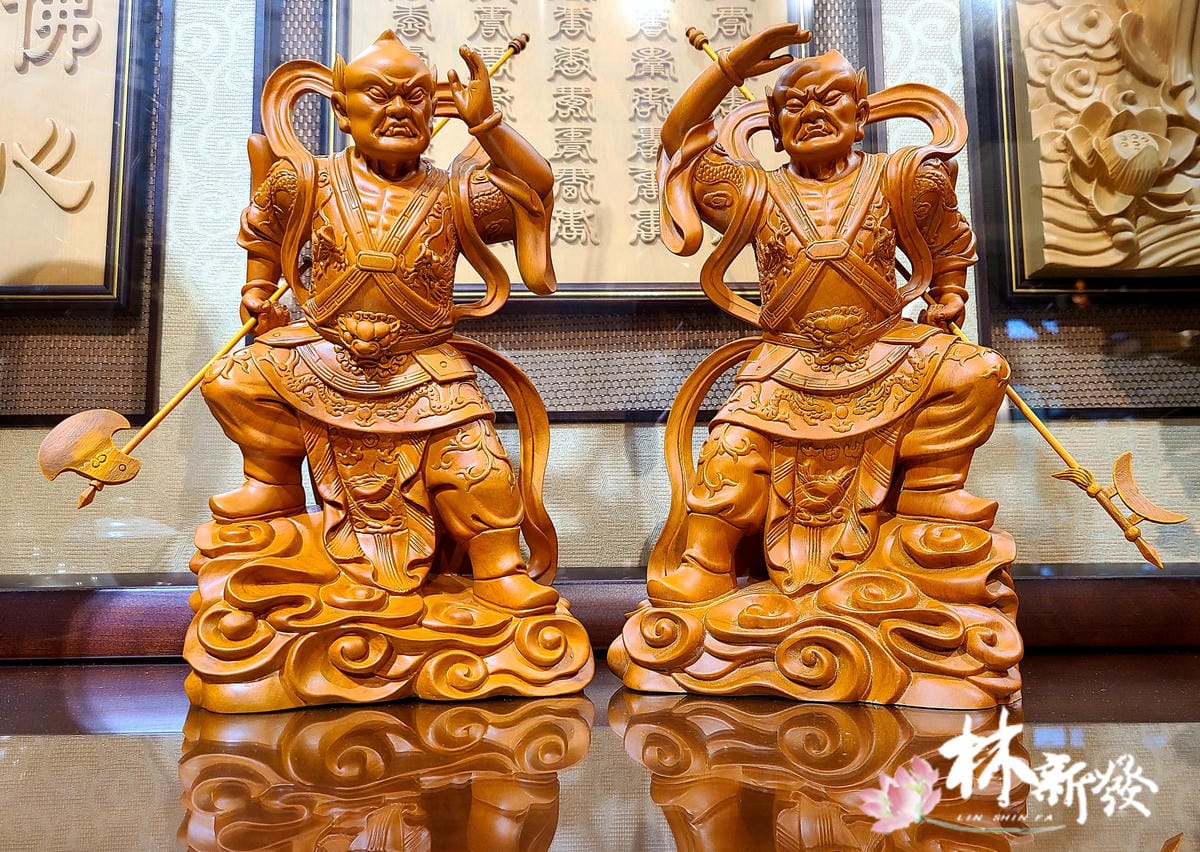 新發神藝-千順護法(八吋八手工戰神體) 新發神藝-千順護法(八吋八手工戰神體)