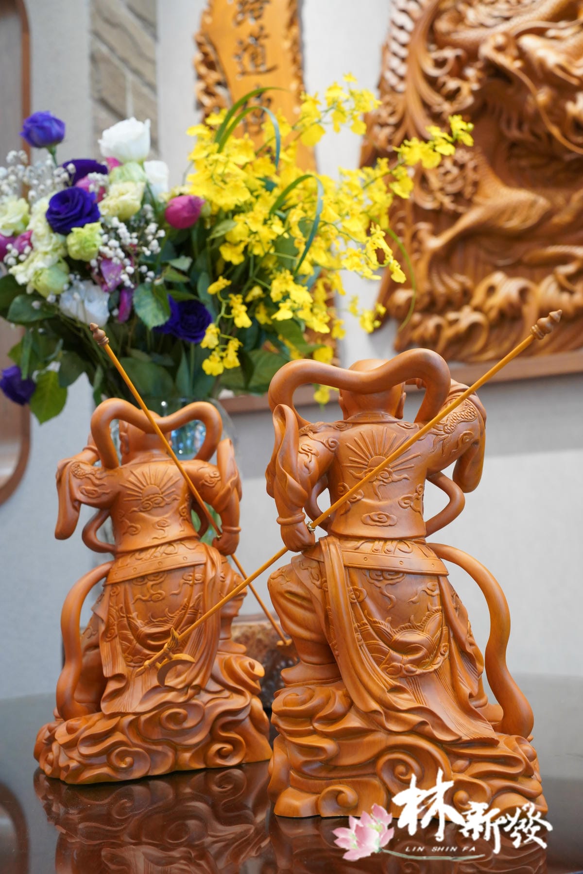 新發神藝-千順護法(八吋八手工戰神體) 新發神藝-千順護法(八吋八手工戰神體)