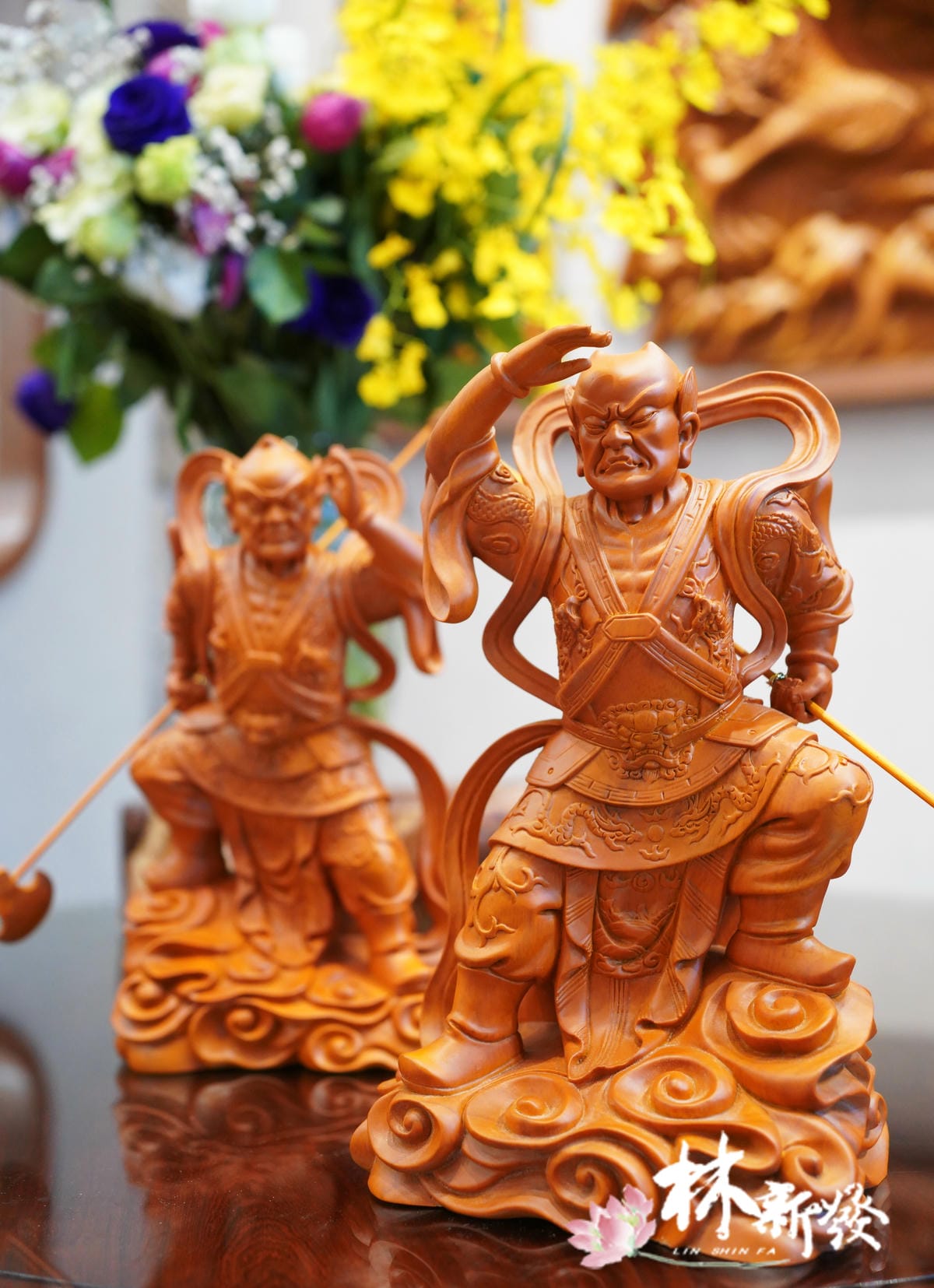 新發神藝-千順護法(八吋八手工戰神體) 新發神藝-千順護法(八吋八手工戰神體)