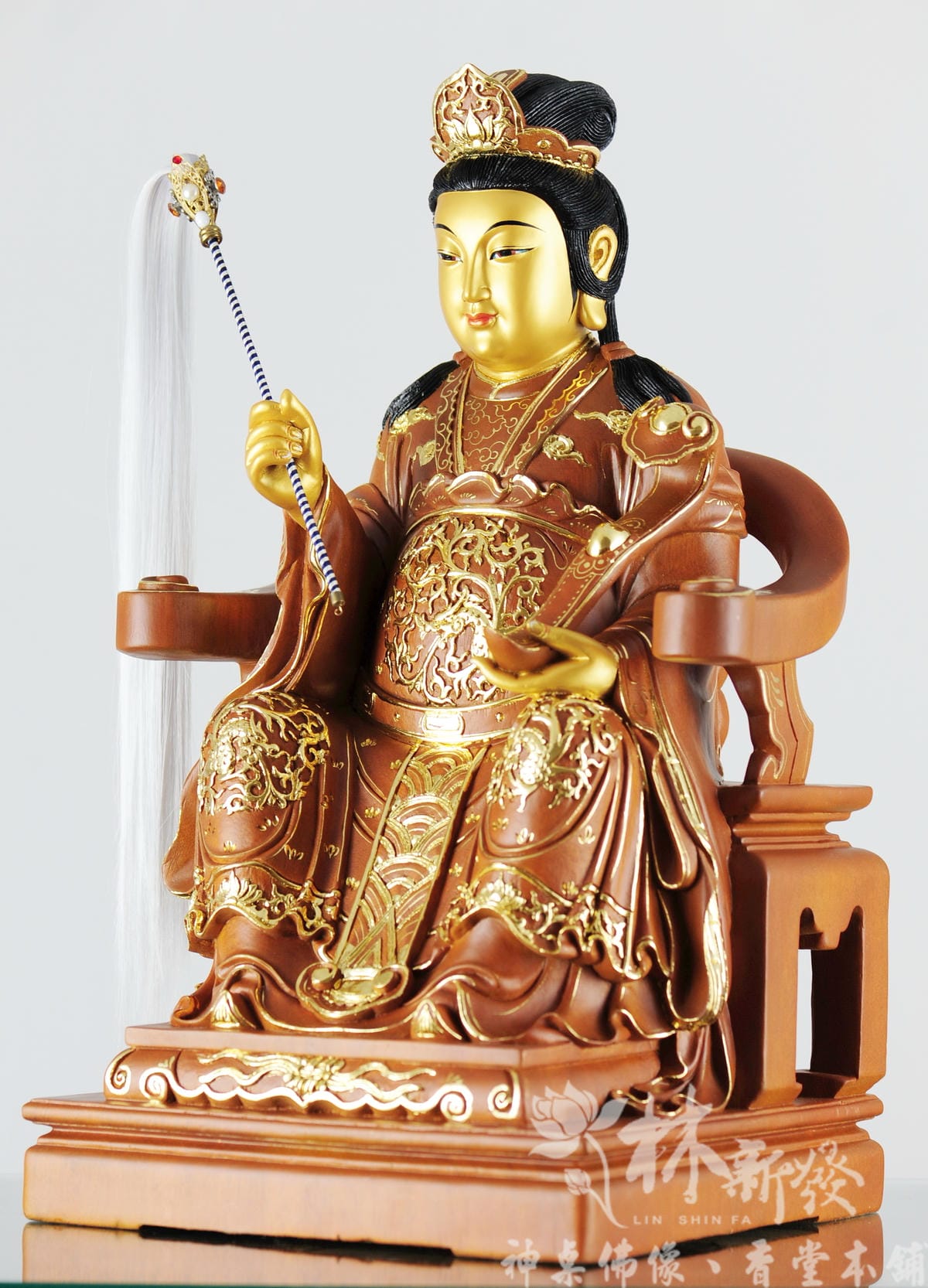 新發神藝-瑤池金母娘娘(金面如意/自在神韻) 新發神藝-瑤池金母娘娘(金面如意/自在神韻)