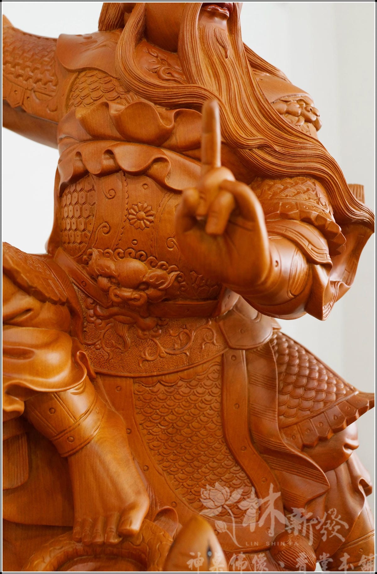 新發神藝-二尺二世代流傳玄天上帝(台灣梢楠/香樟木)