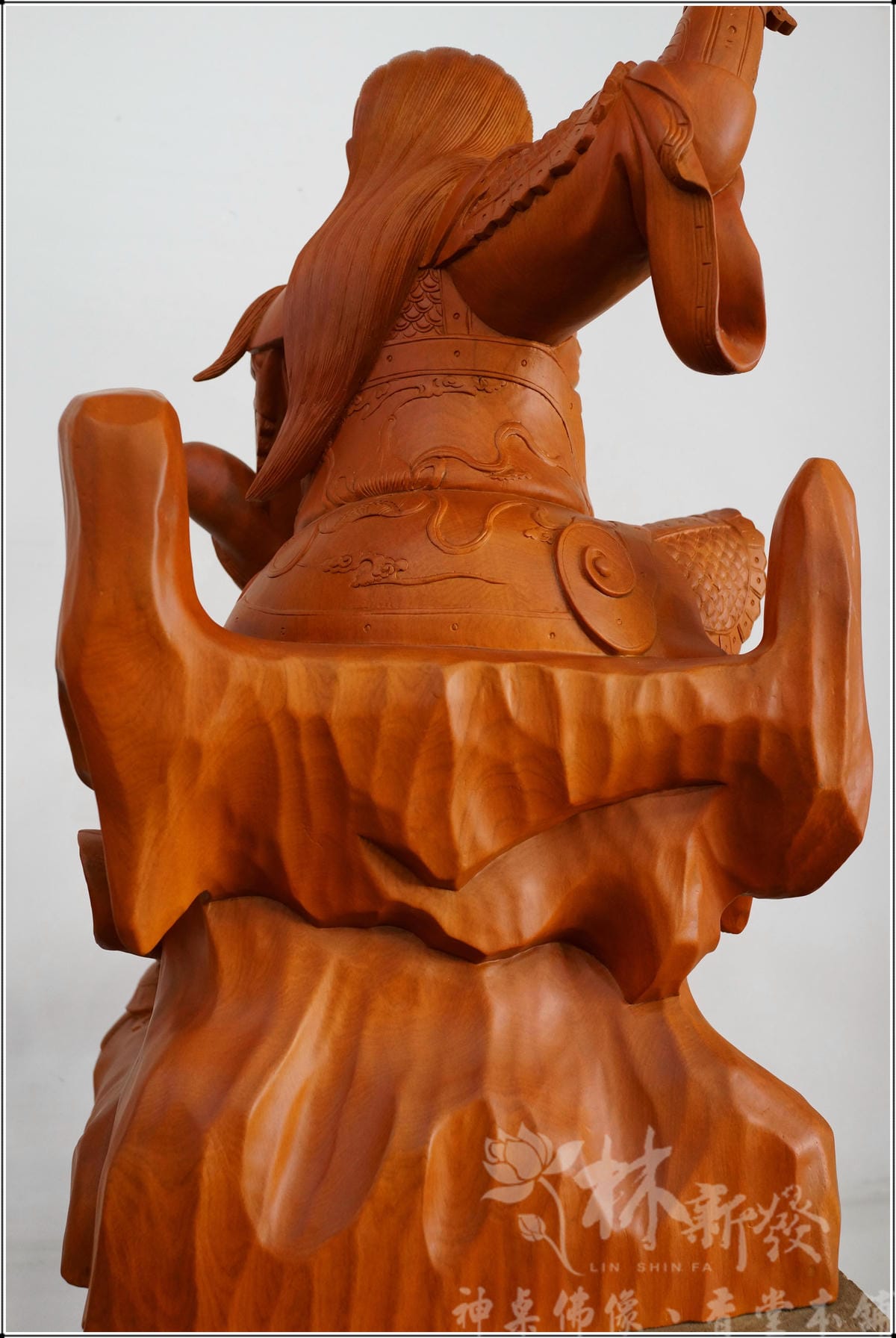 新發神藝-二尺二世代流傳玄天上帝(台灣梢楠/香樟木)