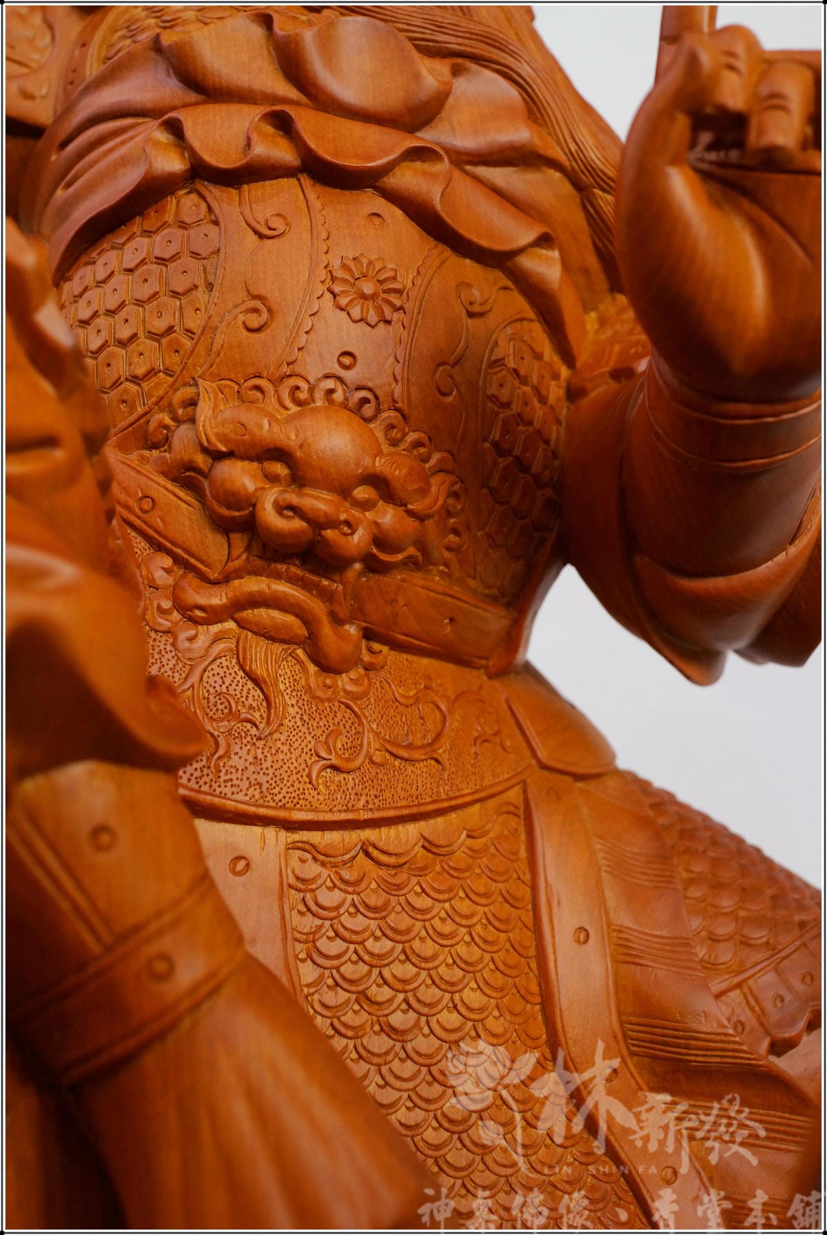 新發神藝-二尺二世代流傳玄天上帝(台灣梢楠/香樟木)