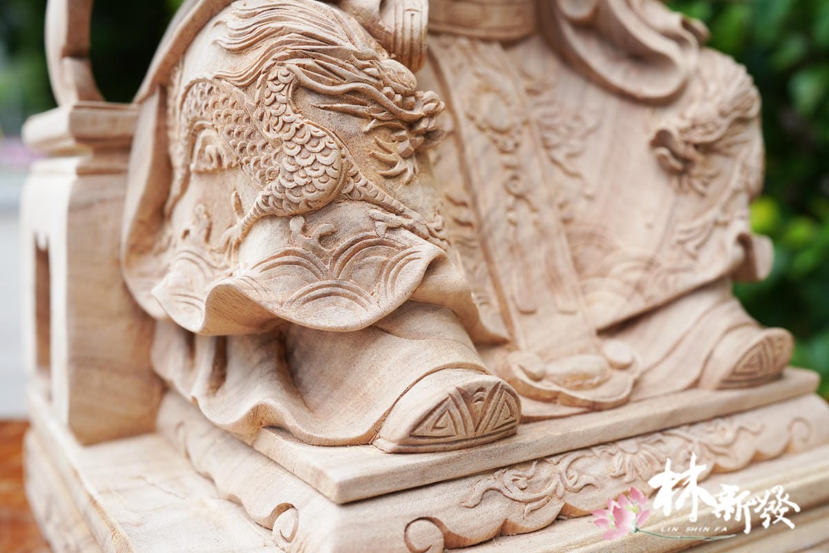 新發神藝-城隍爺．城隍夫人(尺三錦雕朝天．懷抱體)