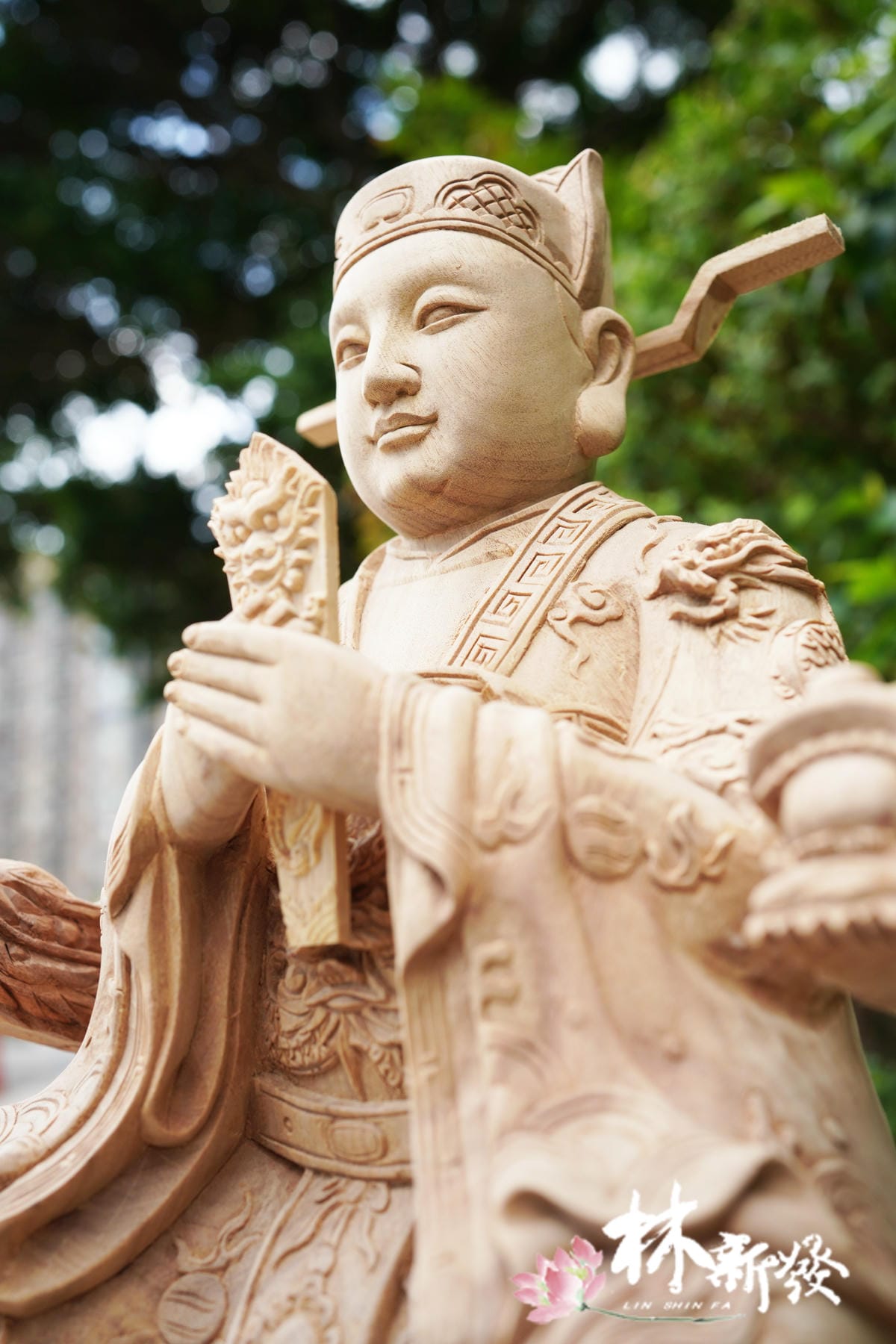 新發神藝-城隍爺．城隍夫人(尺三錦雕朝天．懷抱體)