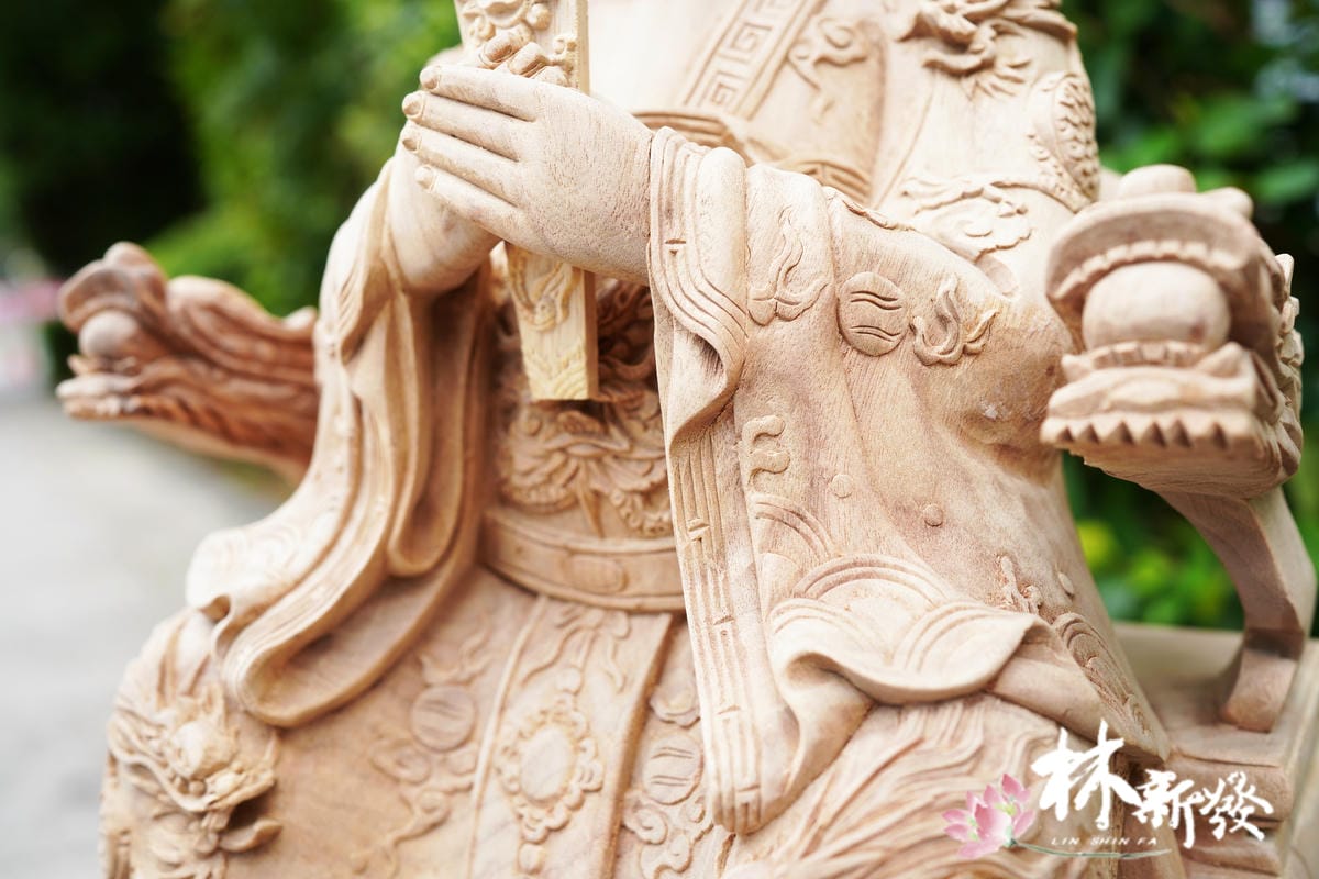 新發神藝-城隍爺．城隍夫人(尺三錦雕朝天．懷抱體)