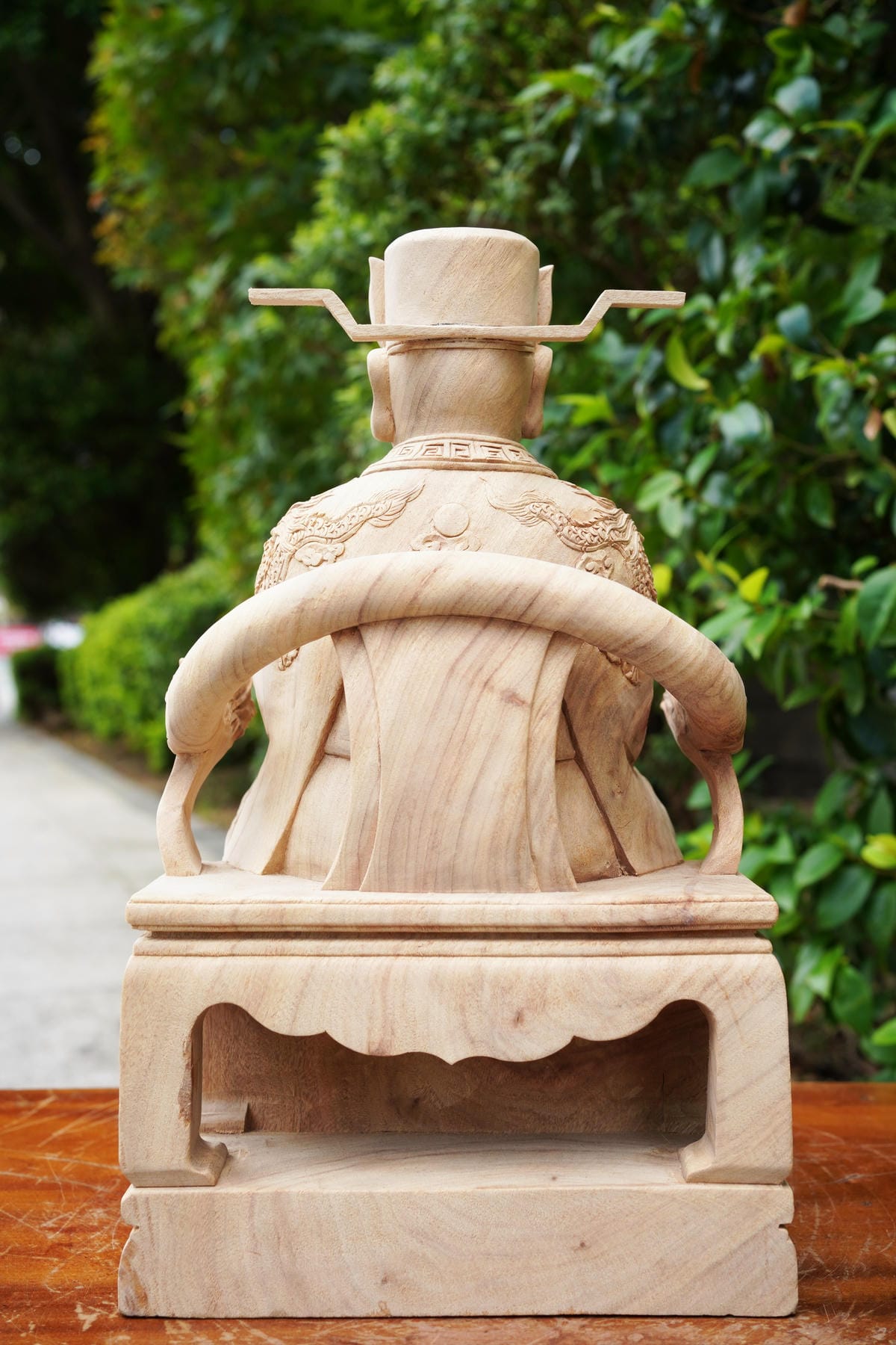 新發神藝-城隍爺．城隍夫人(尺三錦雕朝天．懷抱體)