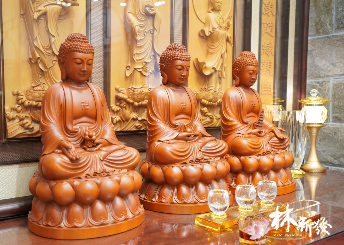 天人體三寶佛-005.JPG