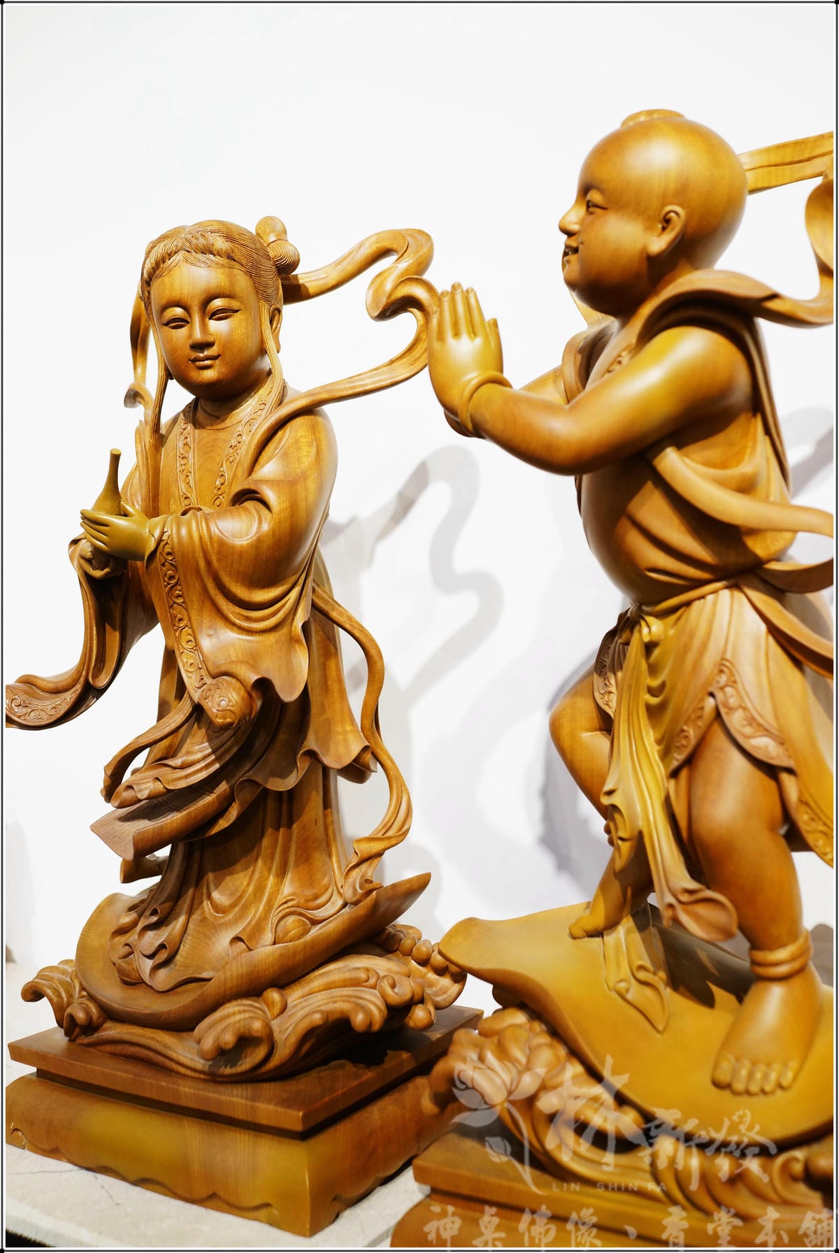 新發神藝-善財童子。龍女仙女(觀音護法水景藝術體) 新發神藝-善財童子。龍女仙女(觀音護法水景藝術體)