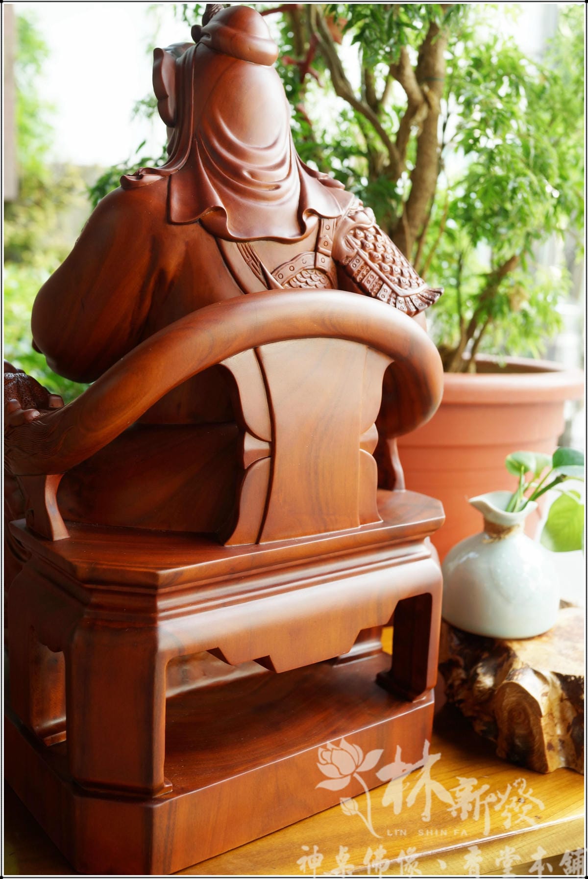 新發神藝-關聖帝君(生意人的財神/恩主公．美洲綠檀木作品)