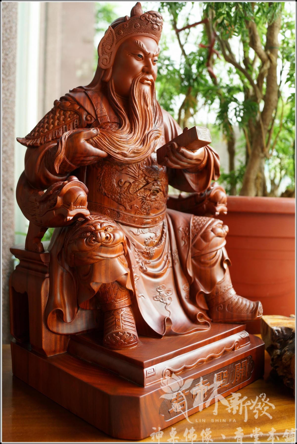 新發神藝-關聖帝君(生意人的財神/恩主公．美洲綠檀木作品)