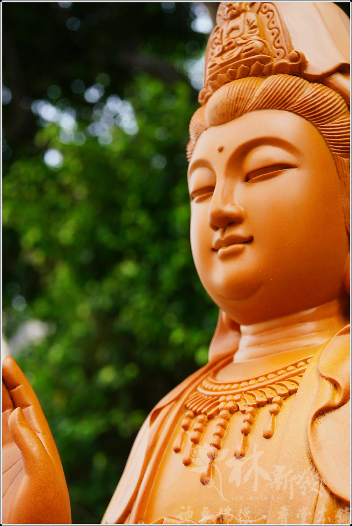 新發神藝-普陀山．南海觀音立像(法輪常轉)