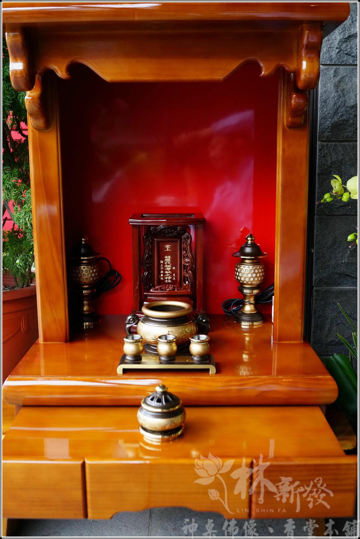 吊掛式佛櫥-檜木實木系/寶華銅器(二尺二.二尺九.三尺半) 吊掛式佛櫥-檜木實木系/寶華銅器(二尺二.二尺九.三尺半)