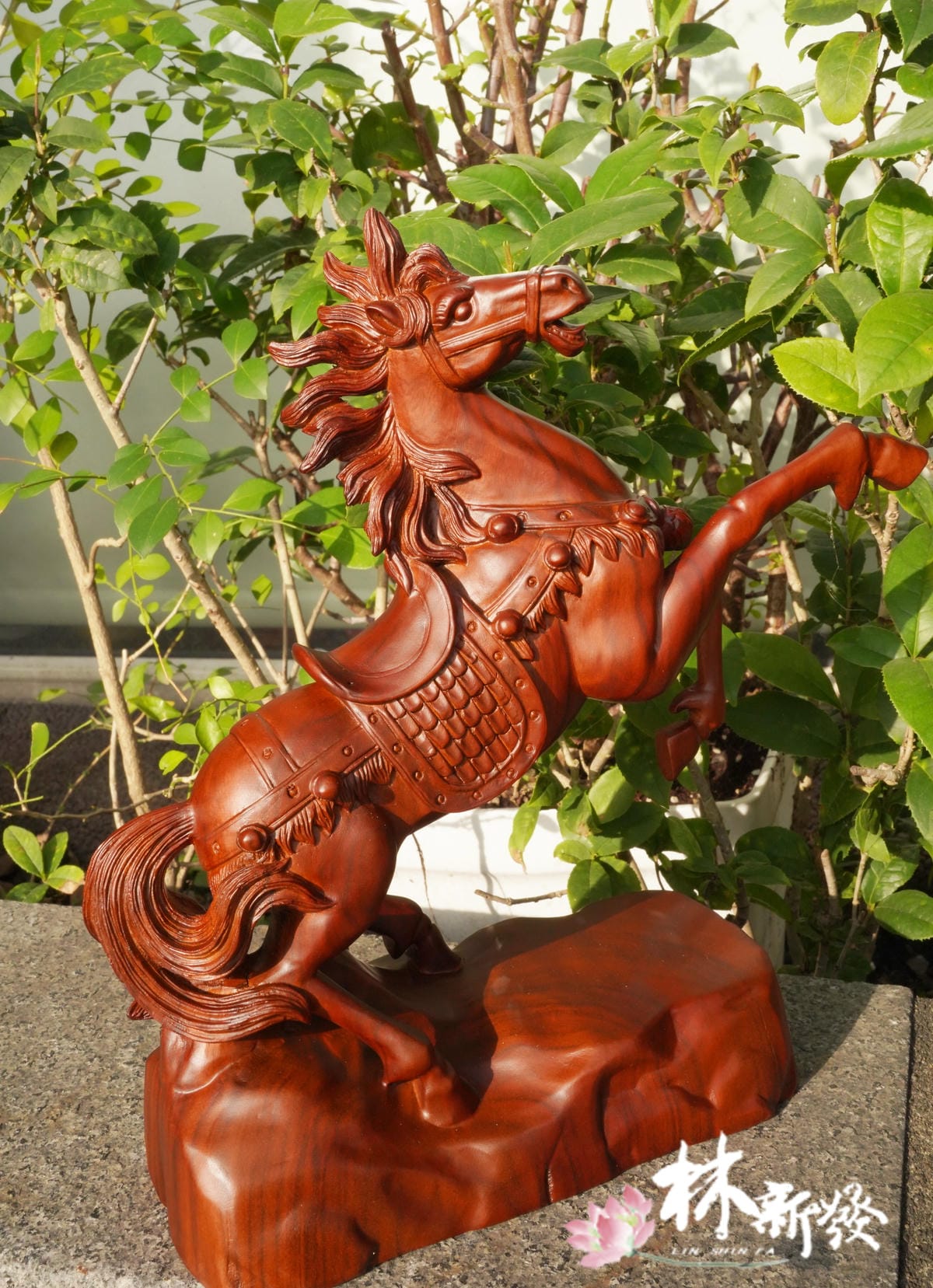 林新發作品-馬中赤免(關帝君戰馬)