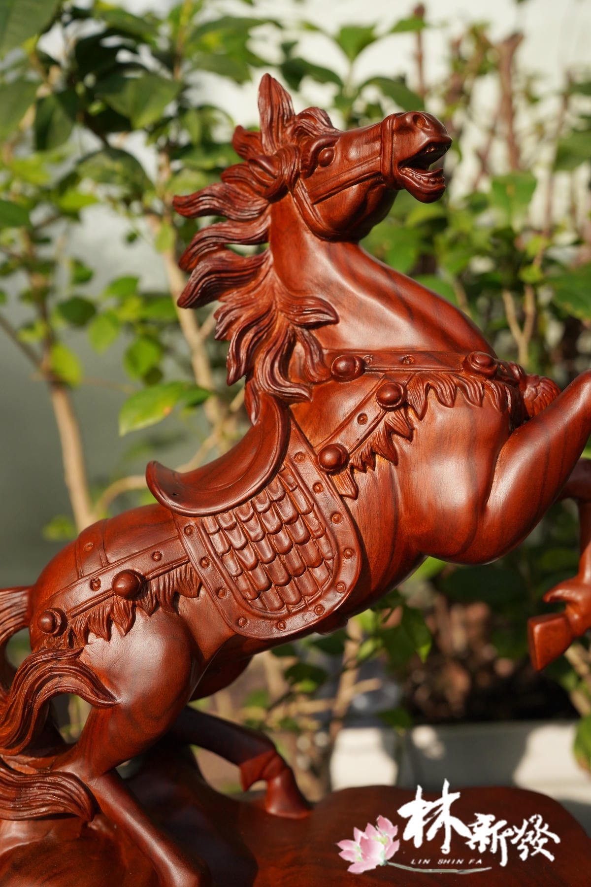 林新發作品-馬中赤免(關帝君戰馬)