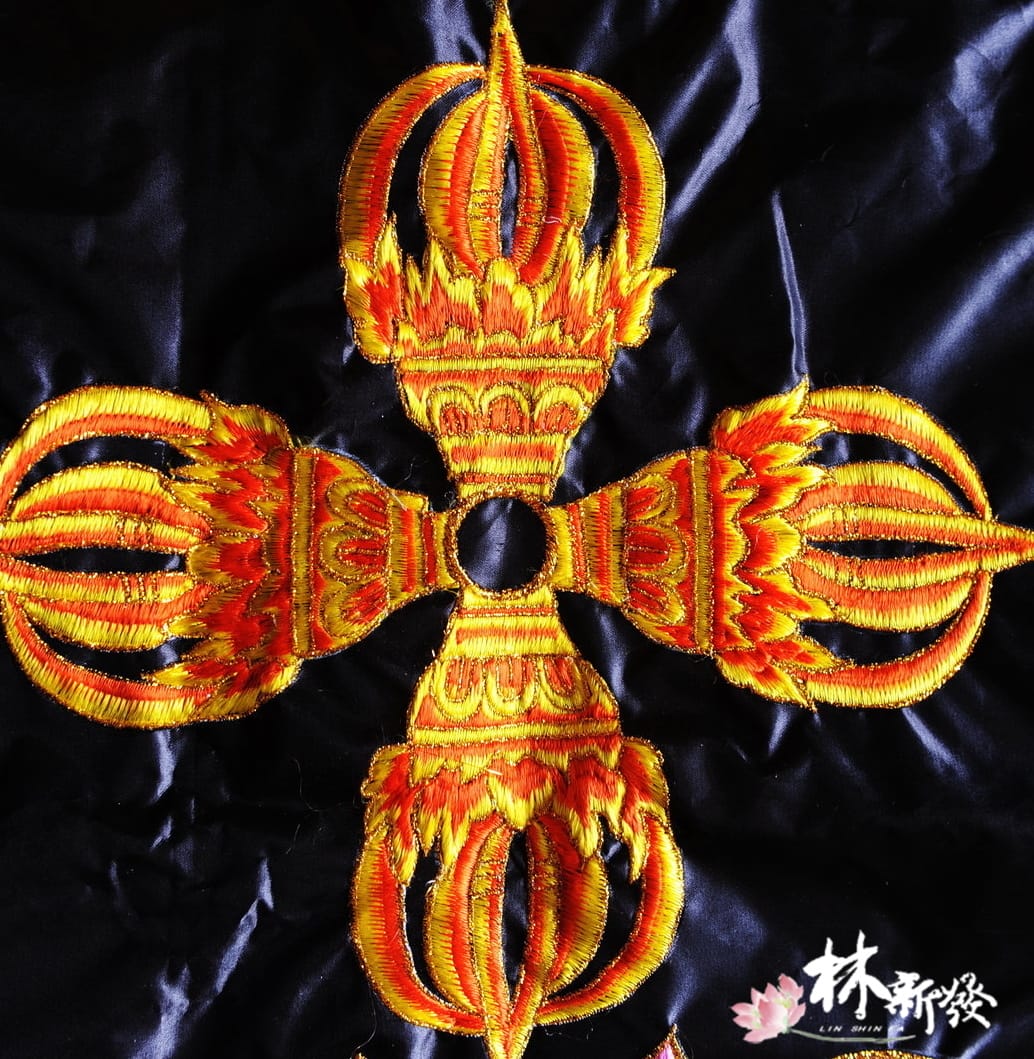 客訂金剛杵蓮花旗 (6).jpg