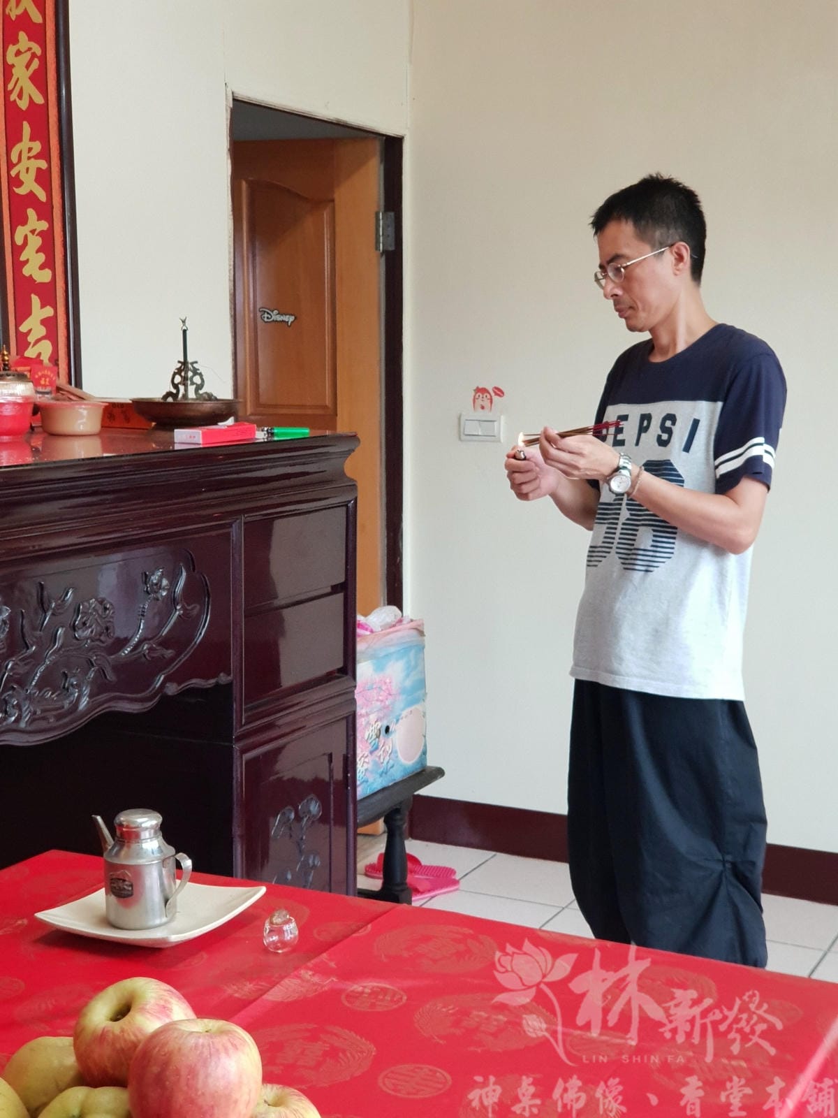 佛堂設計-台灣手工檜木佛櫥(本色．紫檀色)/二尺九．三尺六．