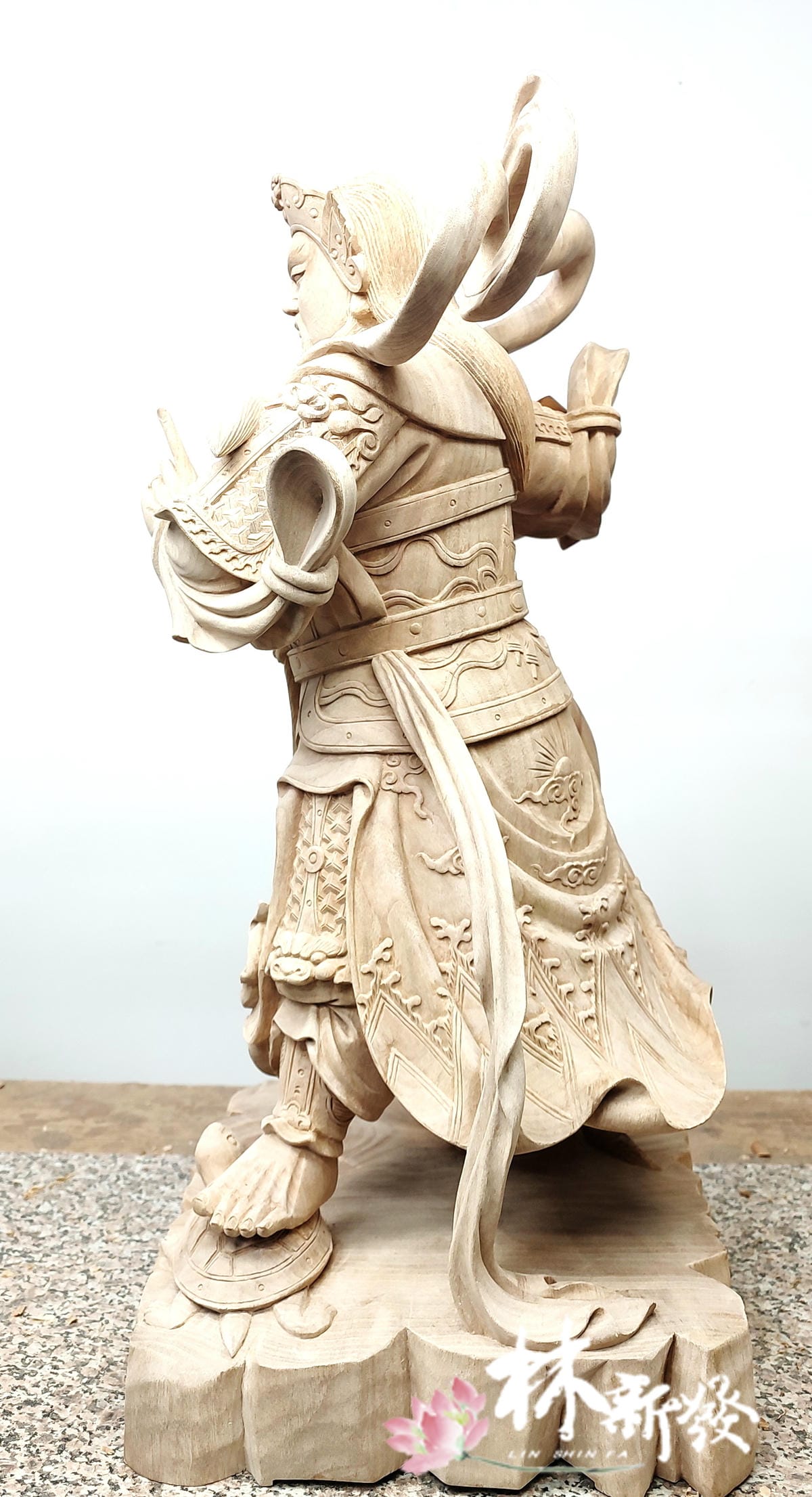 20250718-香樟上帝公藝術作品站姿 (12).jpg