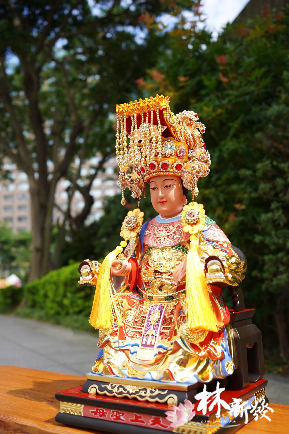 2022新細彩媽祖娘娘+珠帽-001.JPG