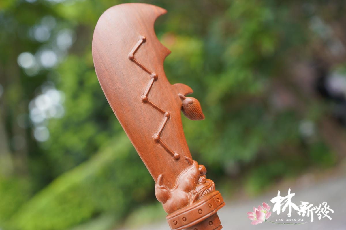 客訂綠檀關刀112.6.13-010.JPG
