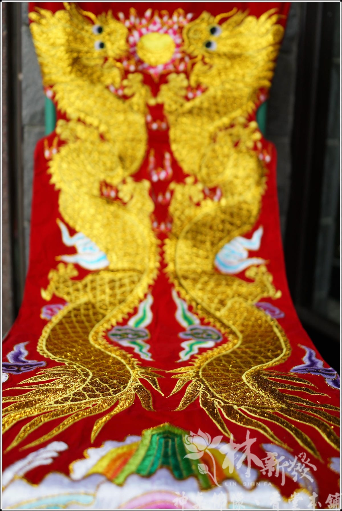 新發神藝-雙龍拱護(客製化椅套坐壂作品)