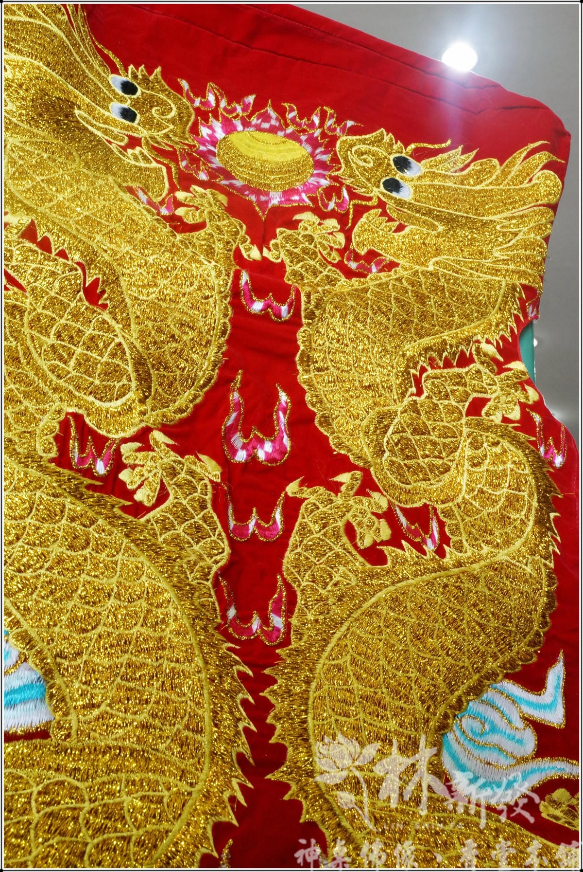 新發神藝-雙龍拱護(客製化椅套坐壂作品)