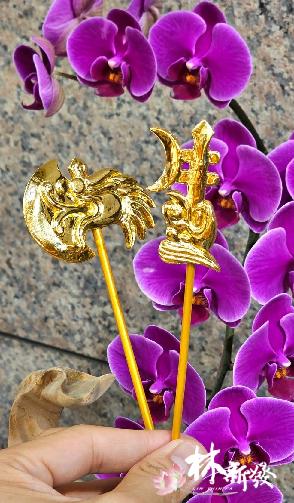 新發神藝木雕法器-日月斧．方天戟(千順法器)