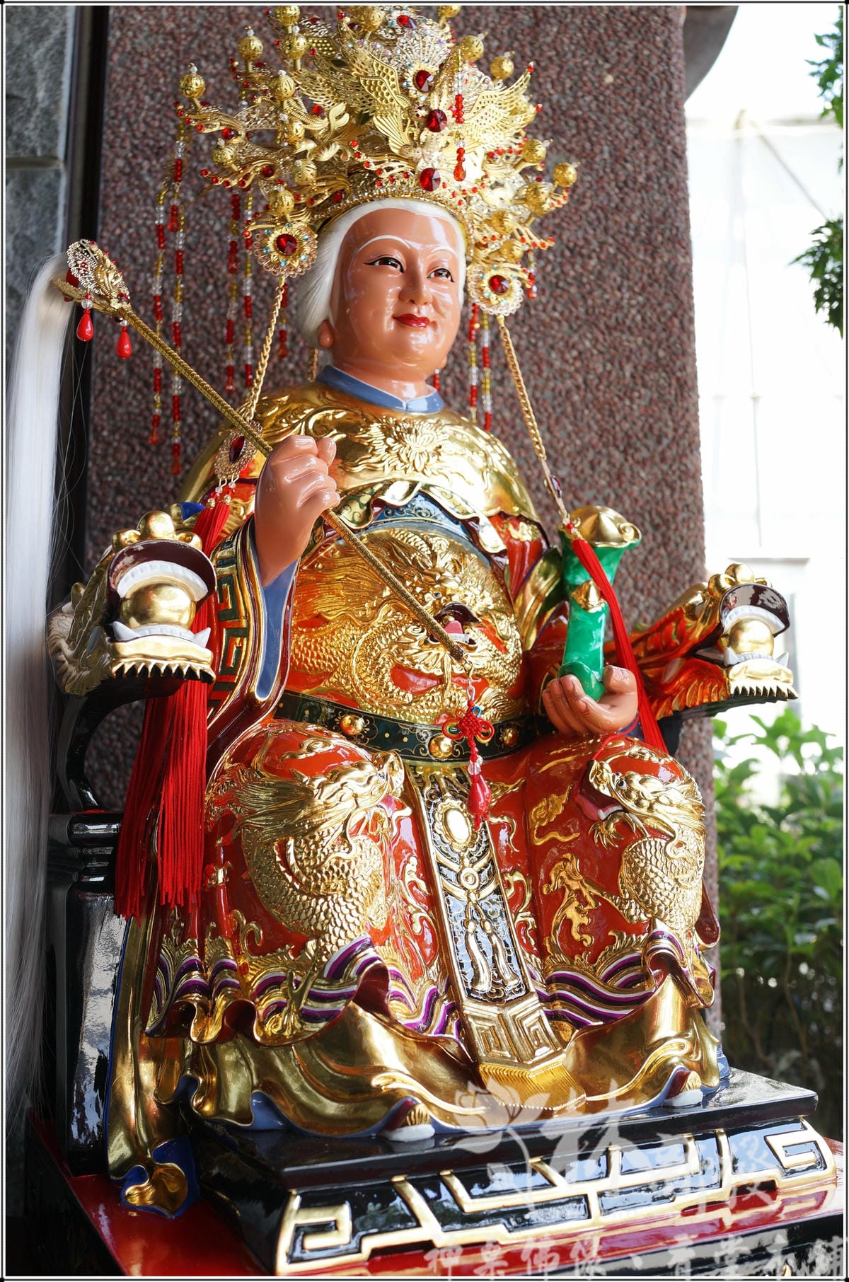 新發神藝-龍拐仙桃體.驪山母娘(橘袍金龍) 新發神藝-龍拐仙桃體.驪山母娘(橘袍金龍)