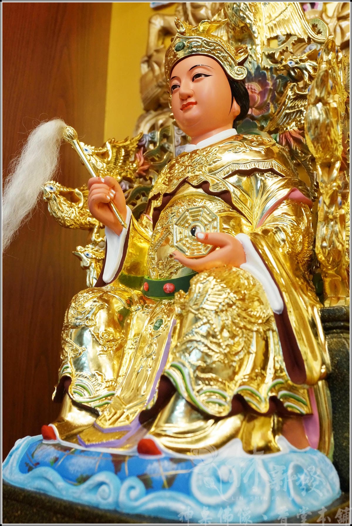 新發神藝-地母娘娘作品(九鳳椅金身)