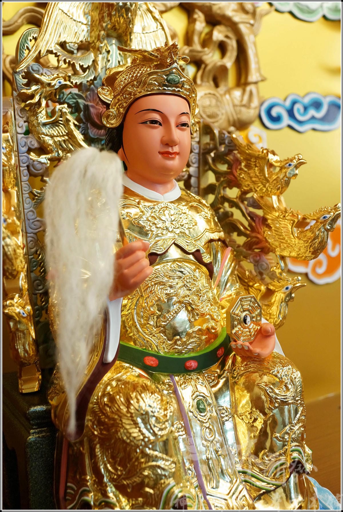 新發神藝-地母娘娘作品(九鳳椅金身)