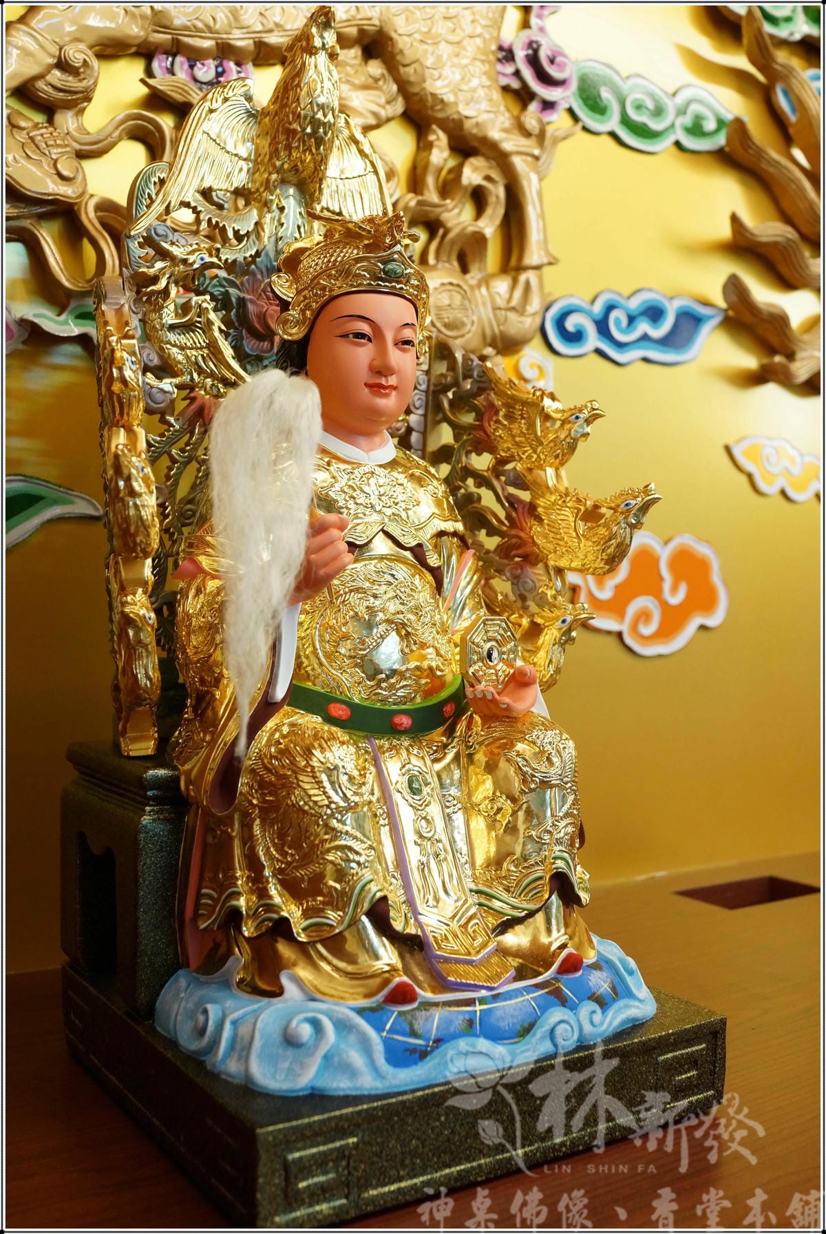 新發神藝-地母娘娘作品(九鳳椅金身)
