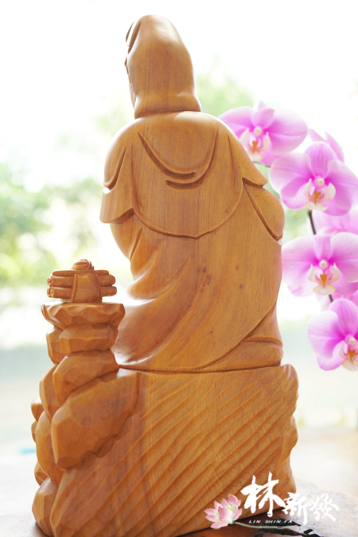 新發神藝-台灣檜木觀音的神聖魅力