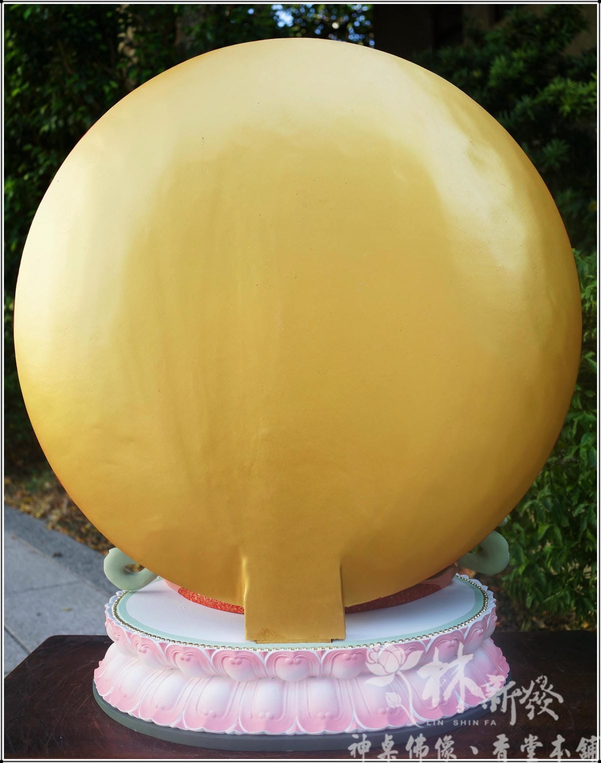 新發藏藝-黃財神．手持如意果．吐寶鼠(原色．金身作品