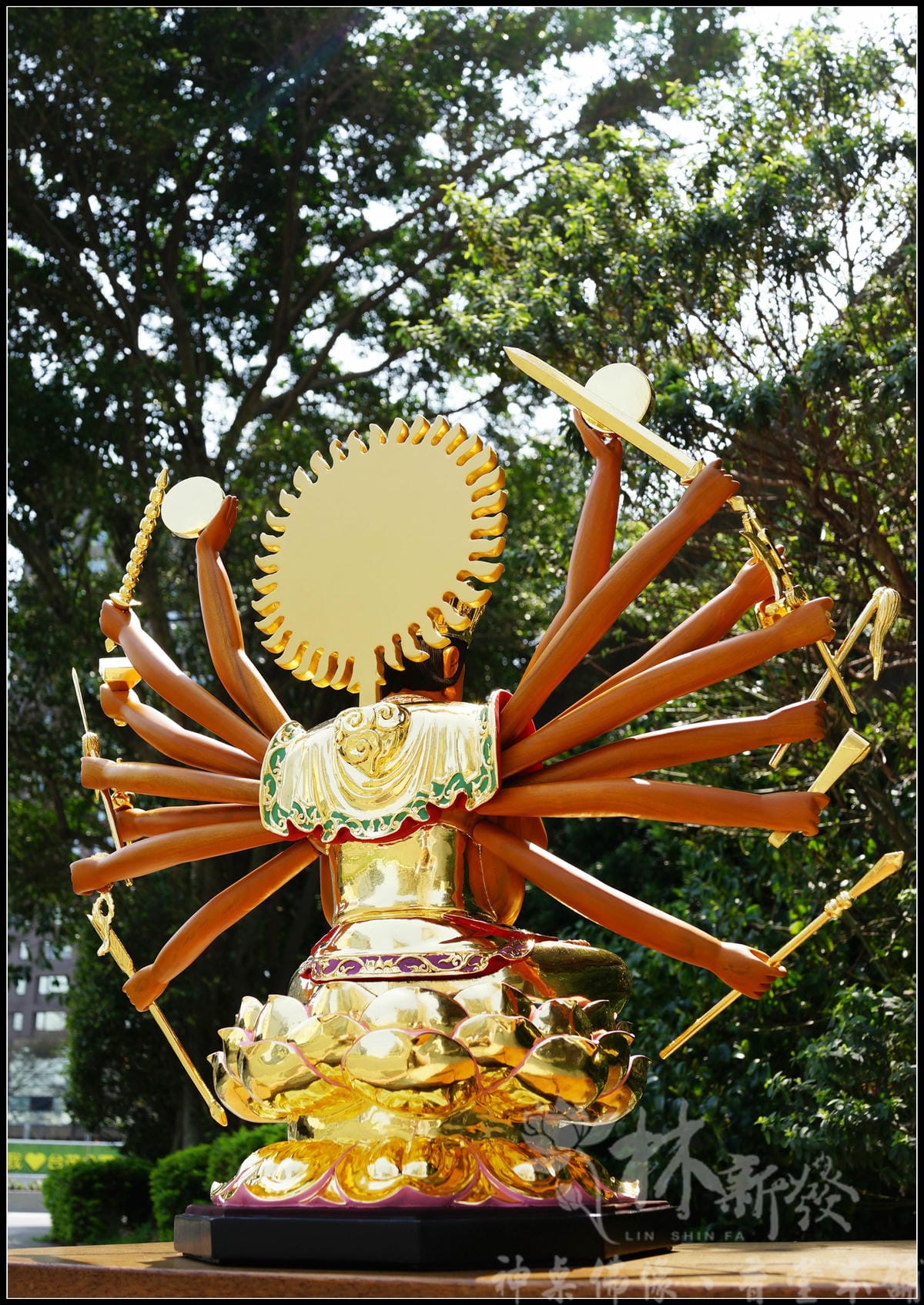 十八手竹林山觀音-007.JPG
