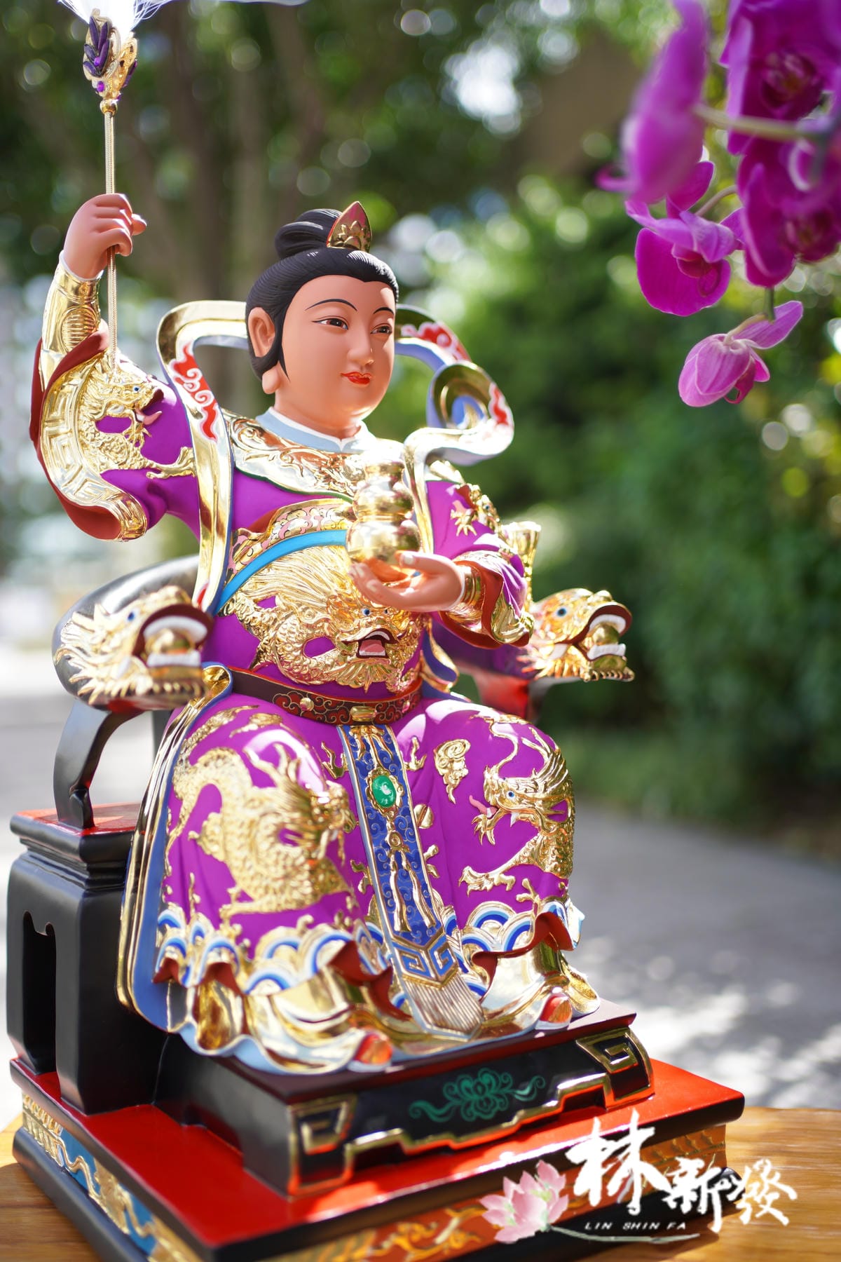 紫袍龍椅九天娘娘-002.JPG