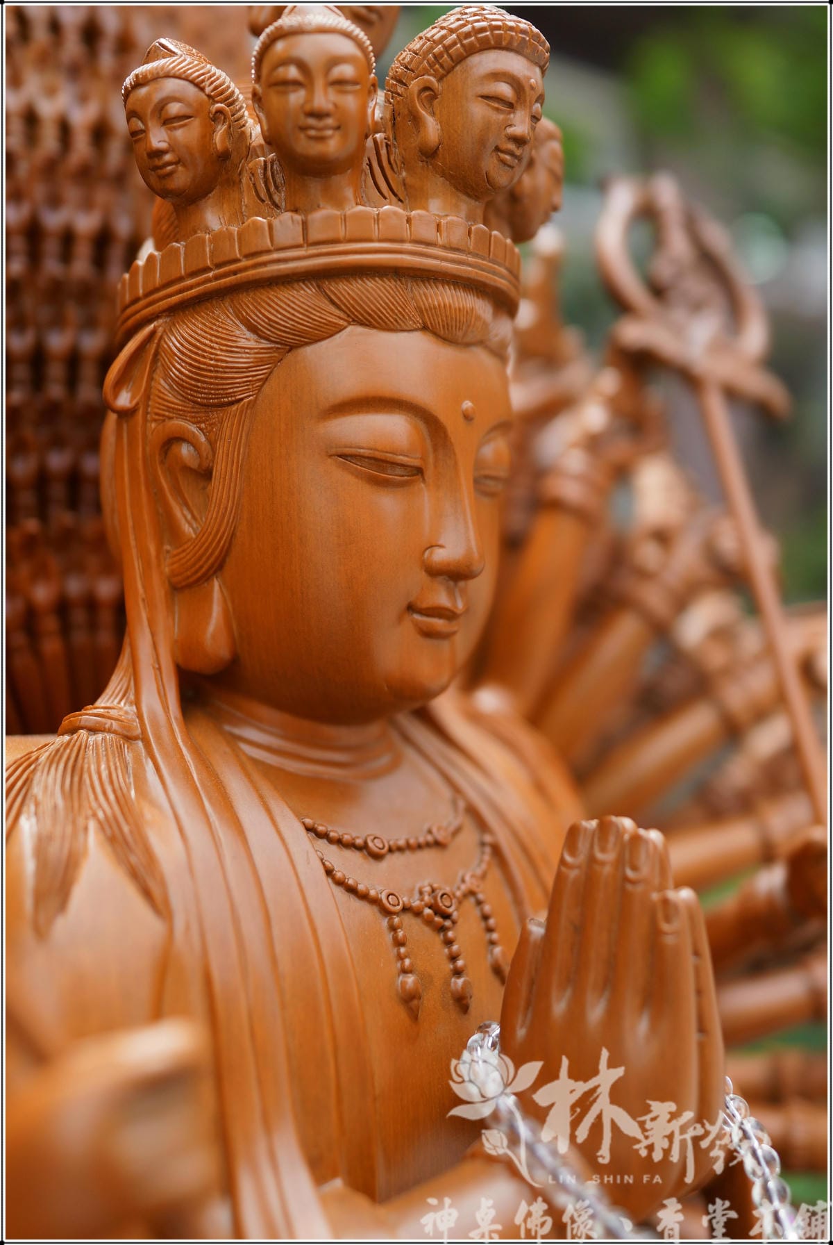 新發神藝-千手千眼觀音(尺六梢楠作品)