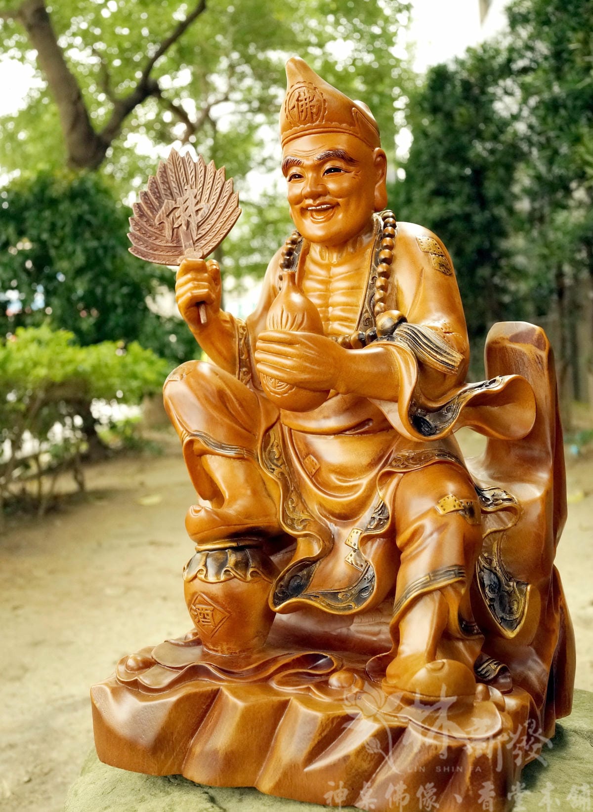 新發神藝-喜樂濟公禪師(描金藝術作品分享.在店中等有緣人) 新發神藝-喜樂濟公禪師(描金藝術作品分享.在店中等有緣人)