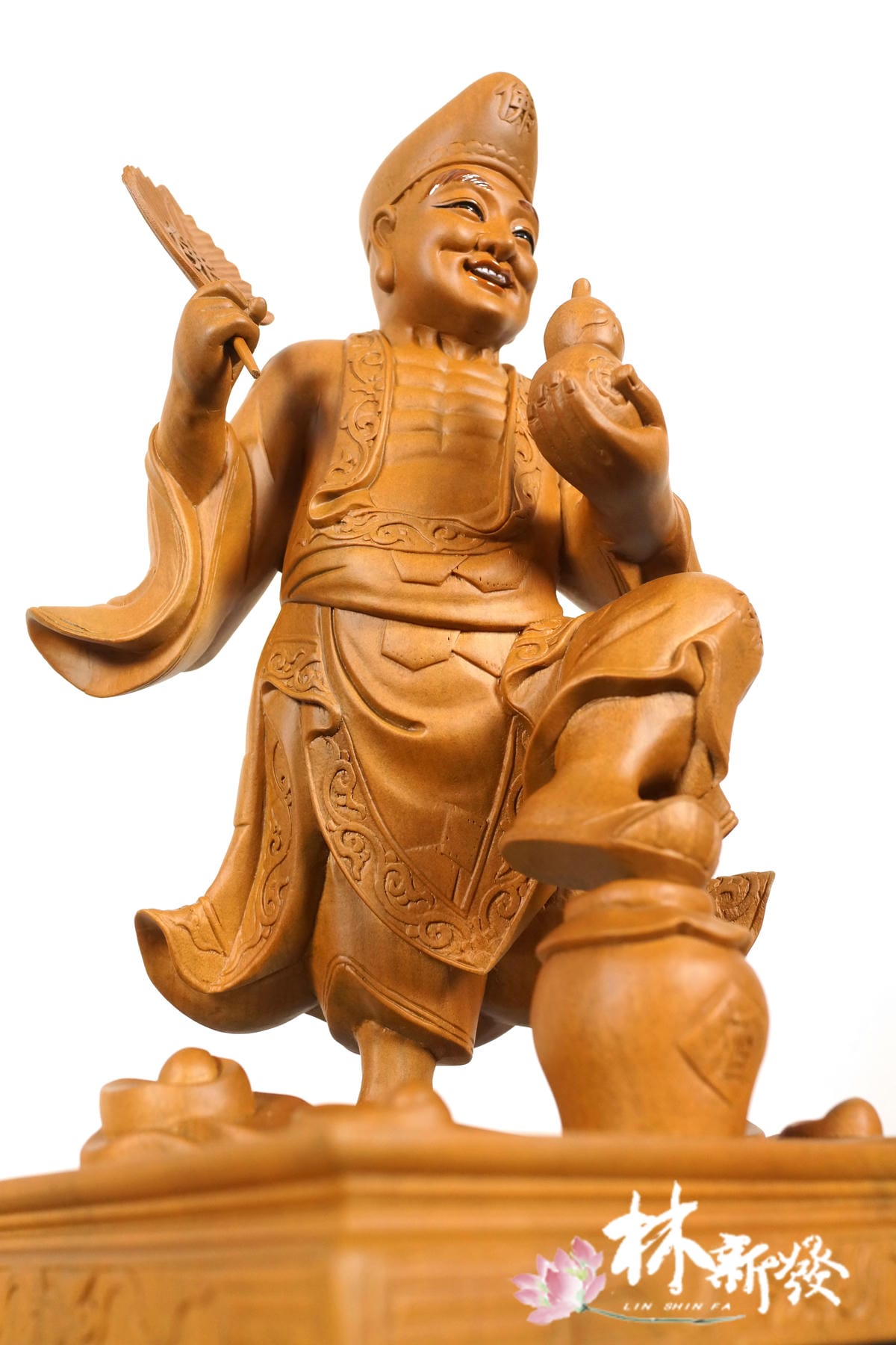 濟公禪師作品(尺三站姿樟木)-001.JPG 濟公禪師作品(尺三站姿樟木)-001.JPG
