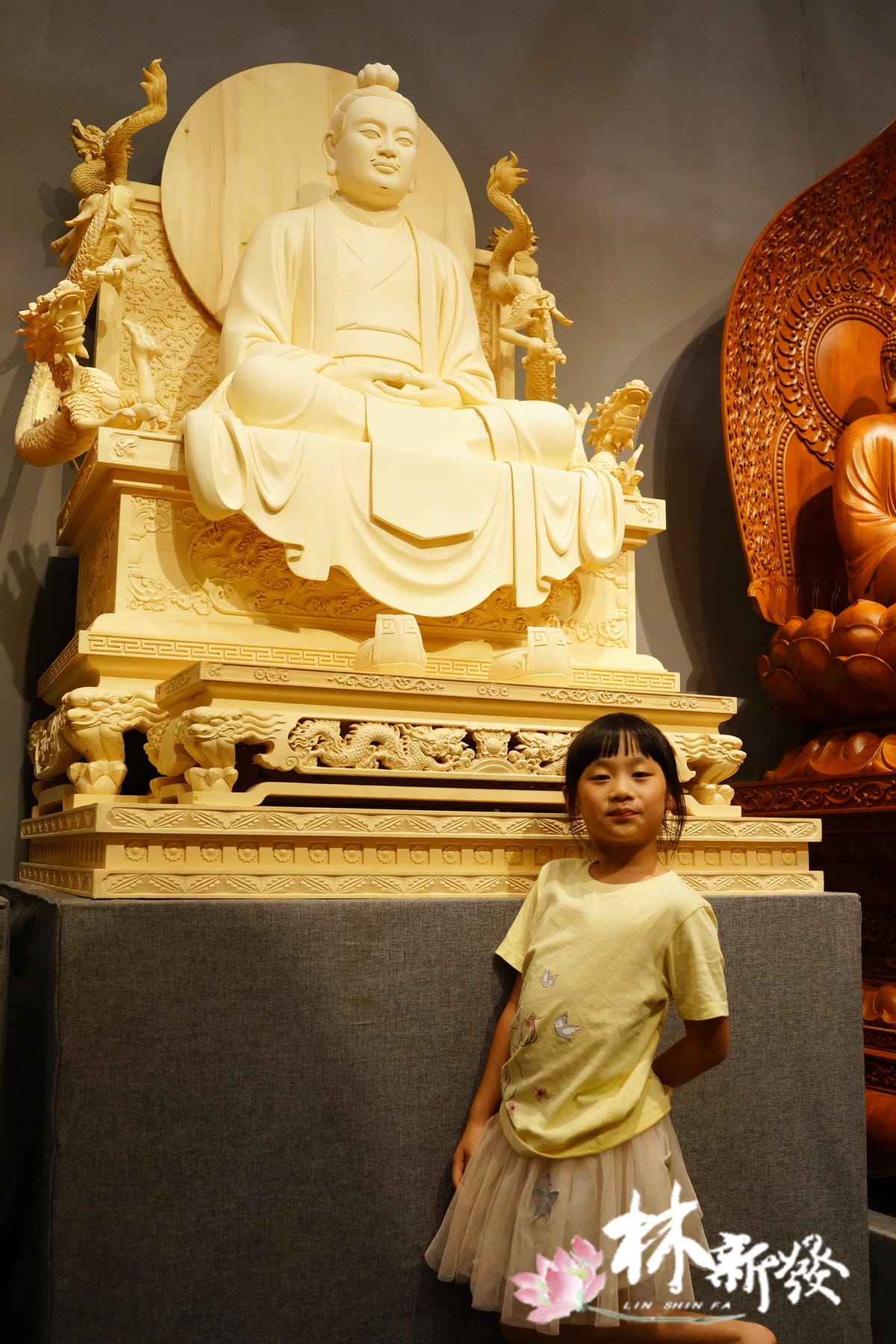 新發神藝-屏風拖椅道祖．龍屏風元始天尊
