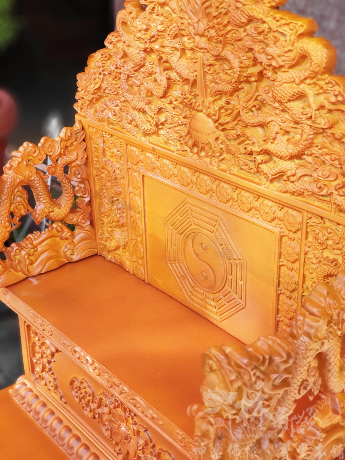 新發神藝-北極玄天玉帝(金門玉昭德懿宮)。屏風椅上帝公