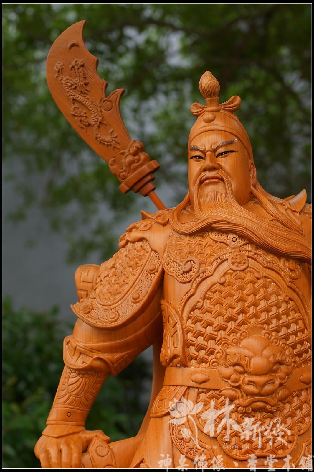 新發神藝-關公威震十方(台檜/黑檀木48公分作品)